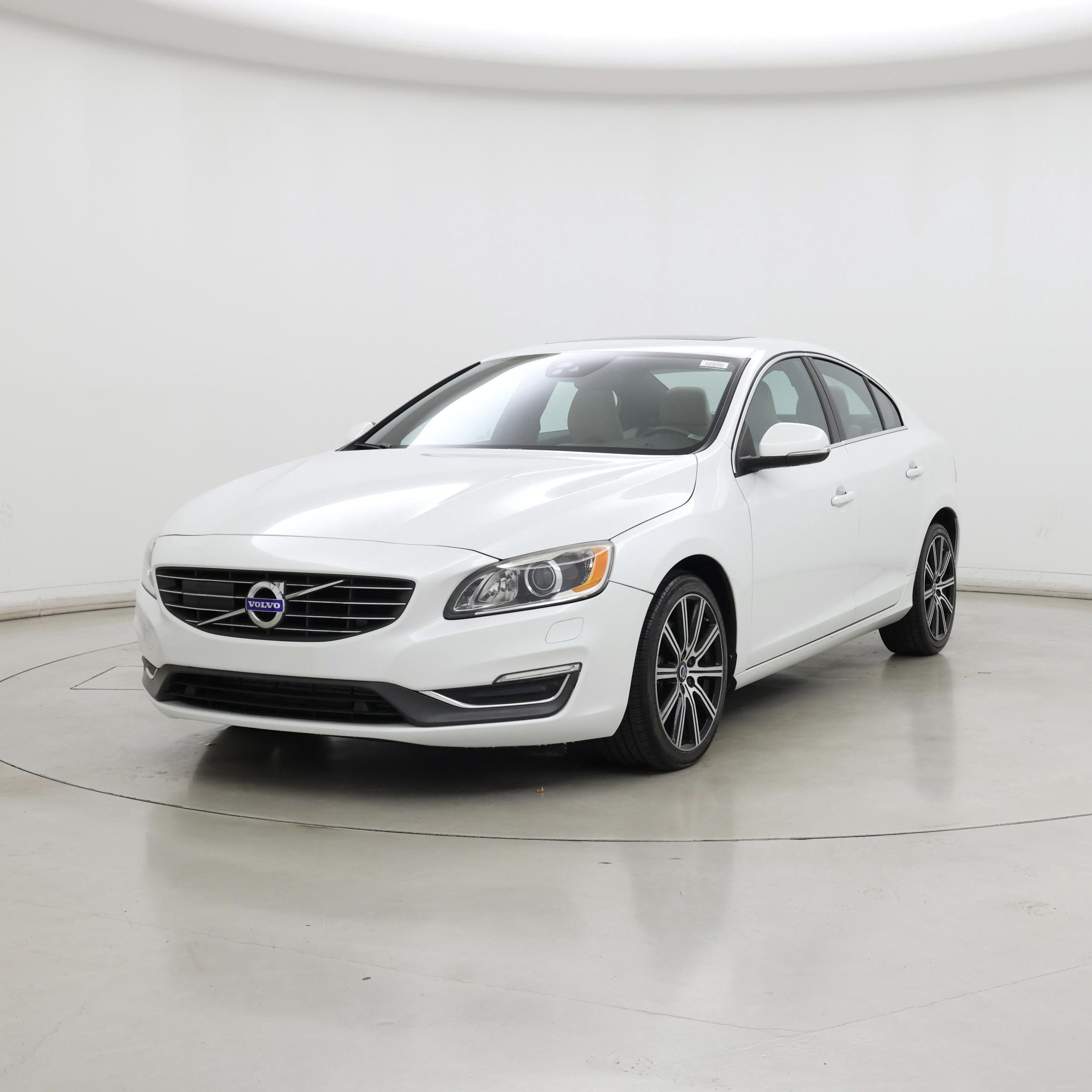 Thumbnail: 2015 Volvo S60 - 4