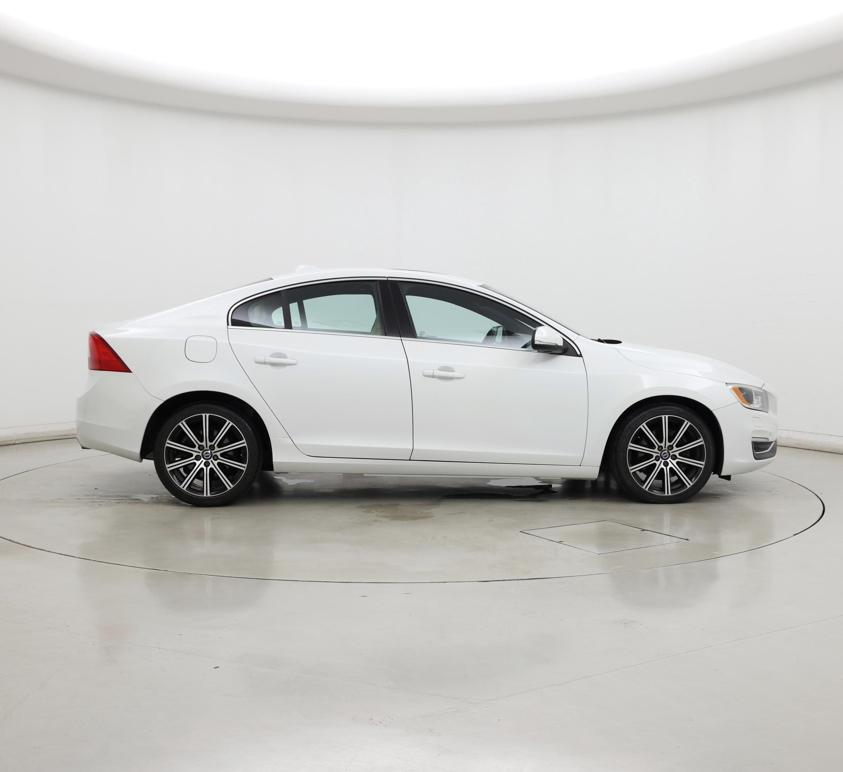 Thumbnail: 2015 Volvo S60 - 7
