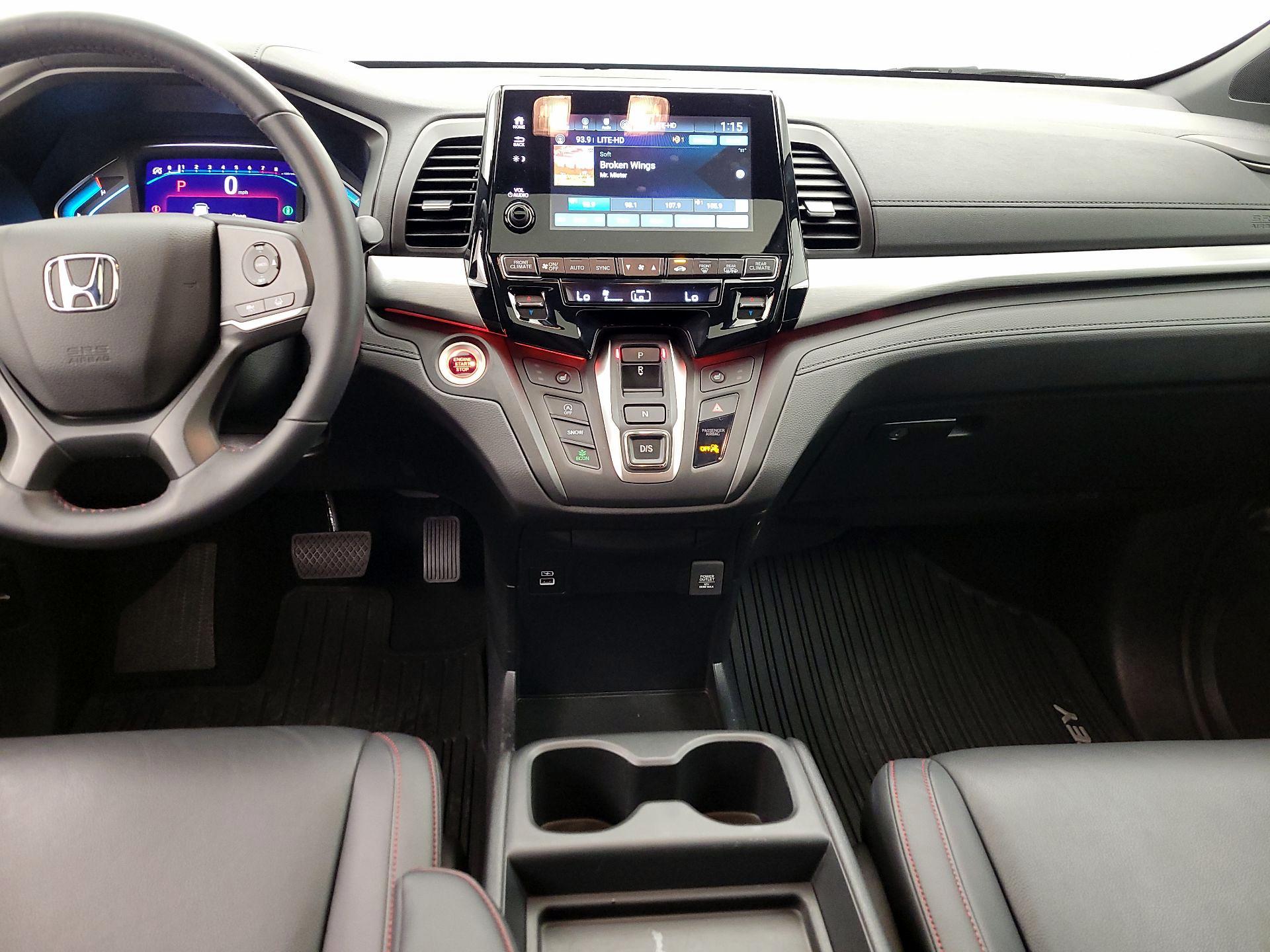 Thumbnail: 2023 Honda Odyssey - 17