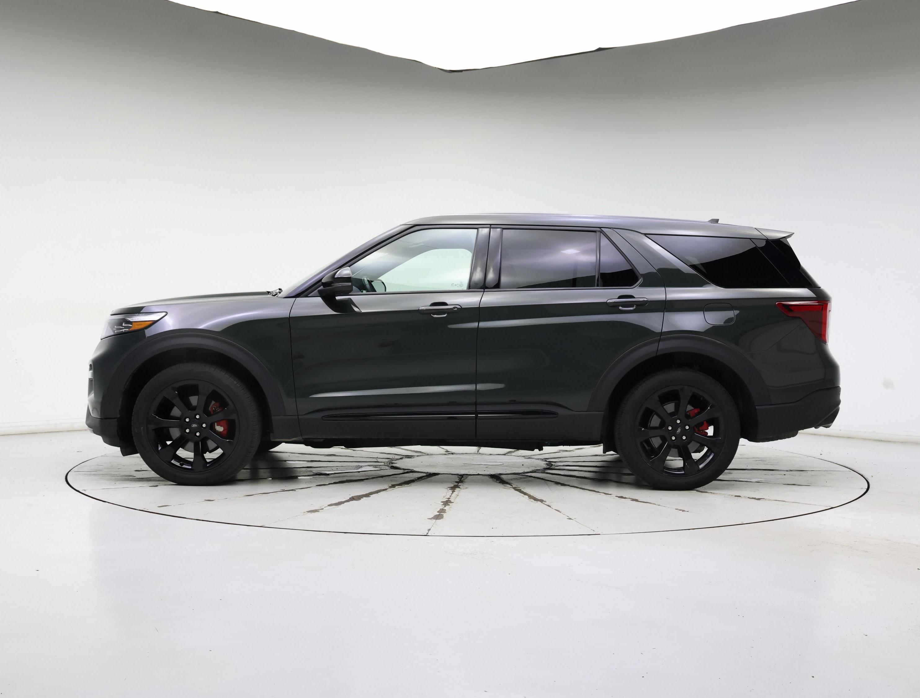 Thumbnail: 2022 Ford Explorer - 3