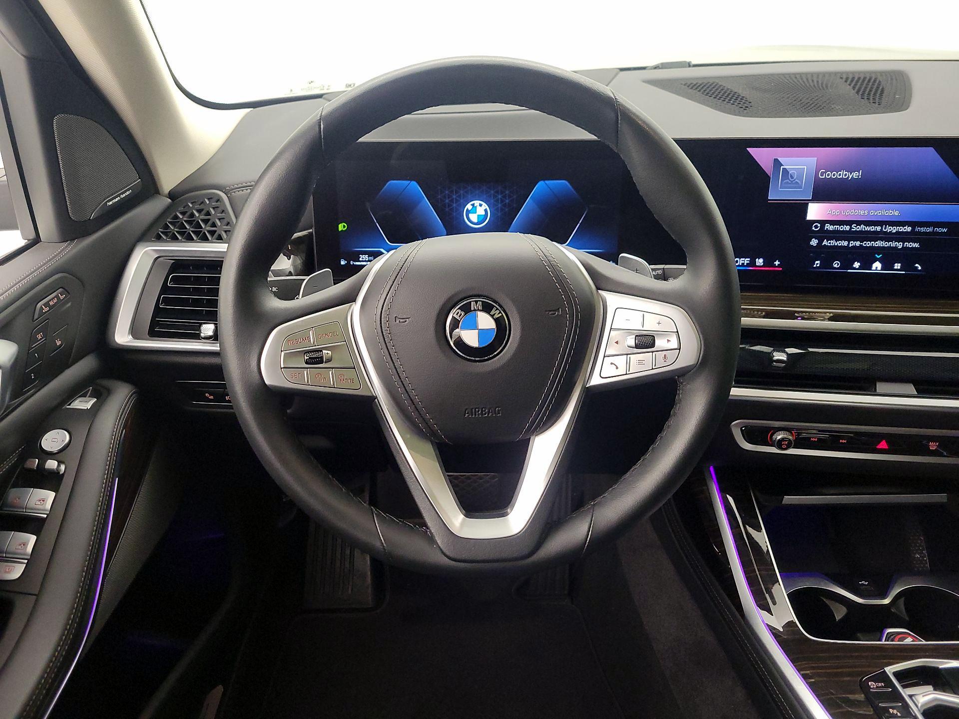 Thumbnail: 2024 BMW X7 - 10