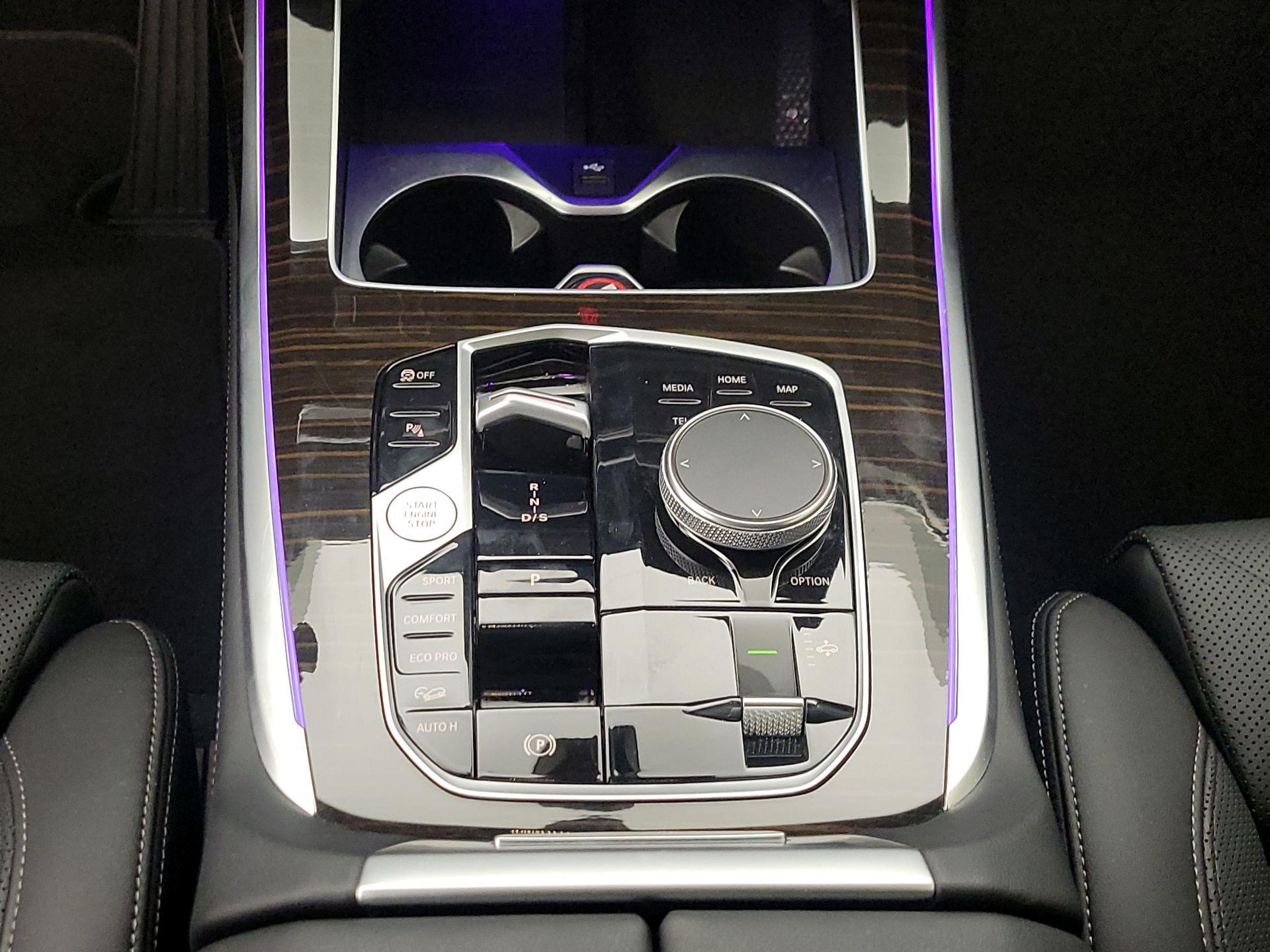 Thumbnail: 2024 BMW X7 - 18