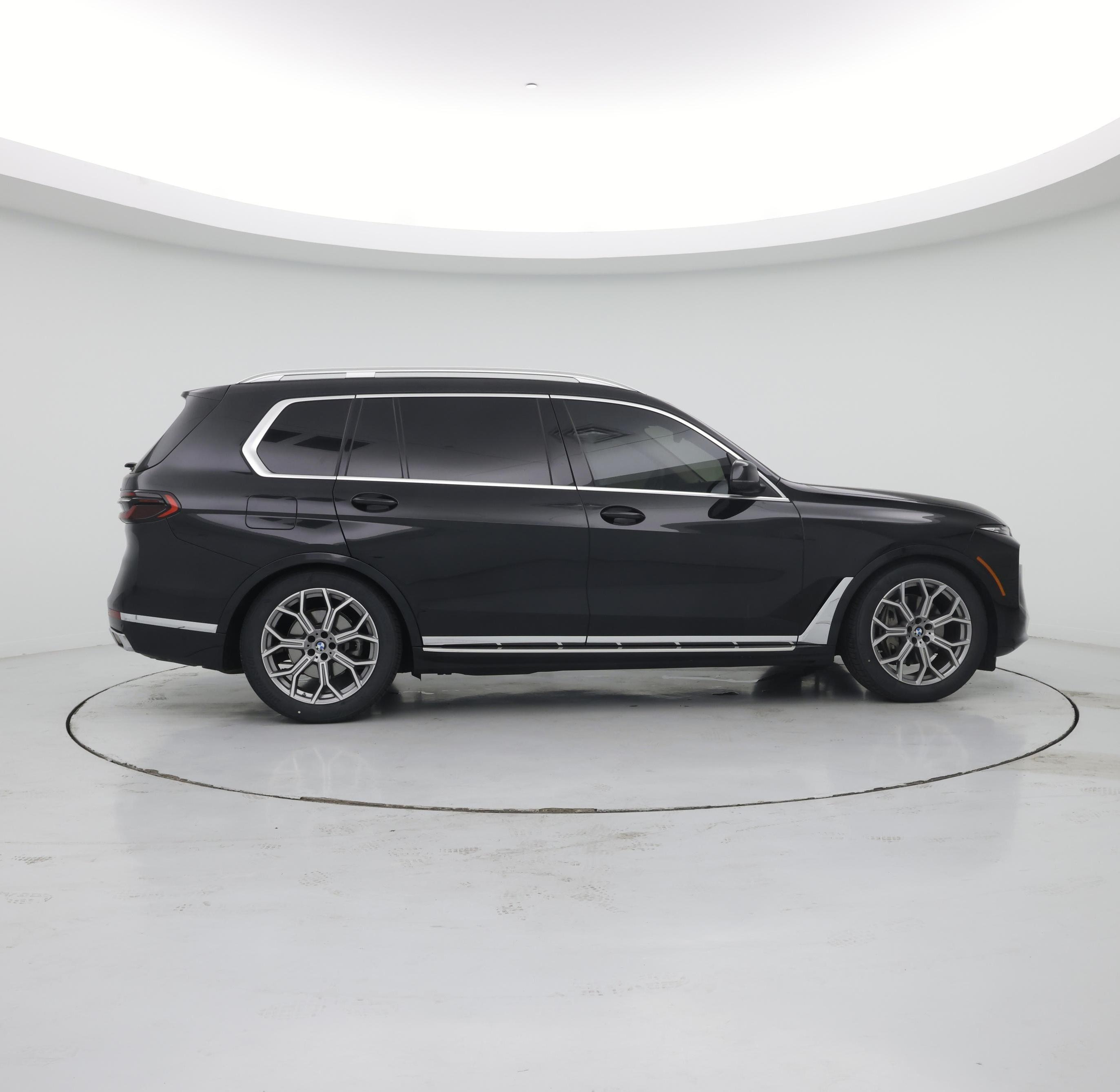 Thumbnail: 2024 BMW X7 - 7