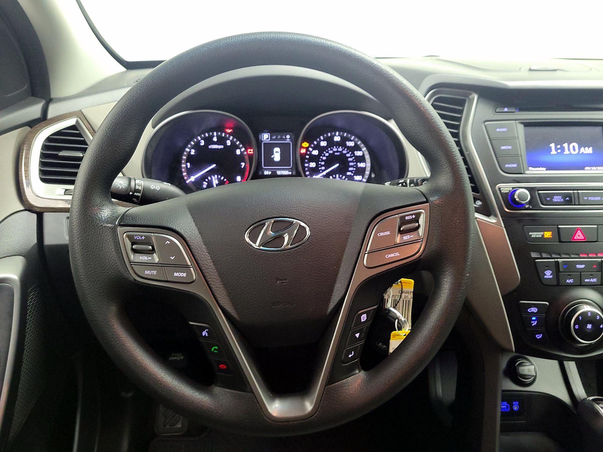 Thumbnail: 2018 Hyundai Santa Fe - 10