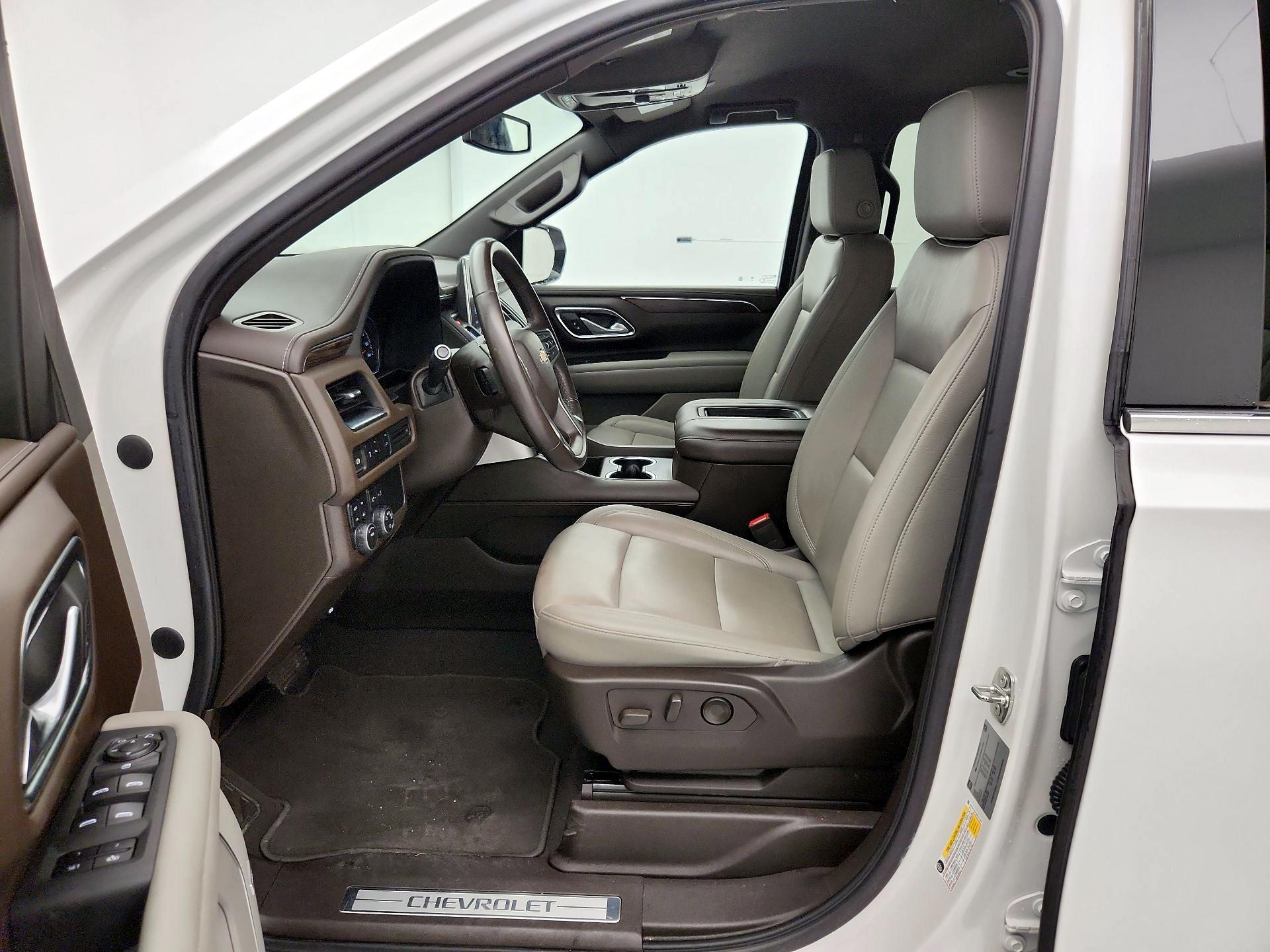 Thumbnail: 2021 Chevrolet Suburban - 11
