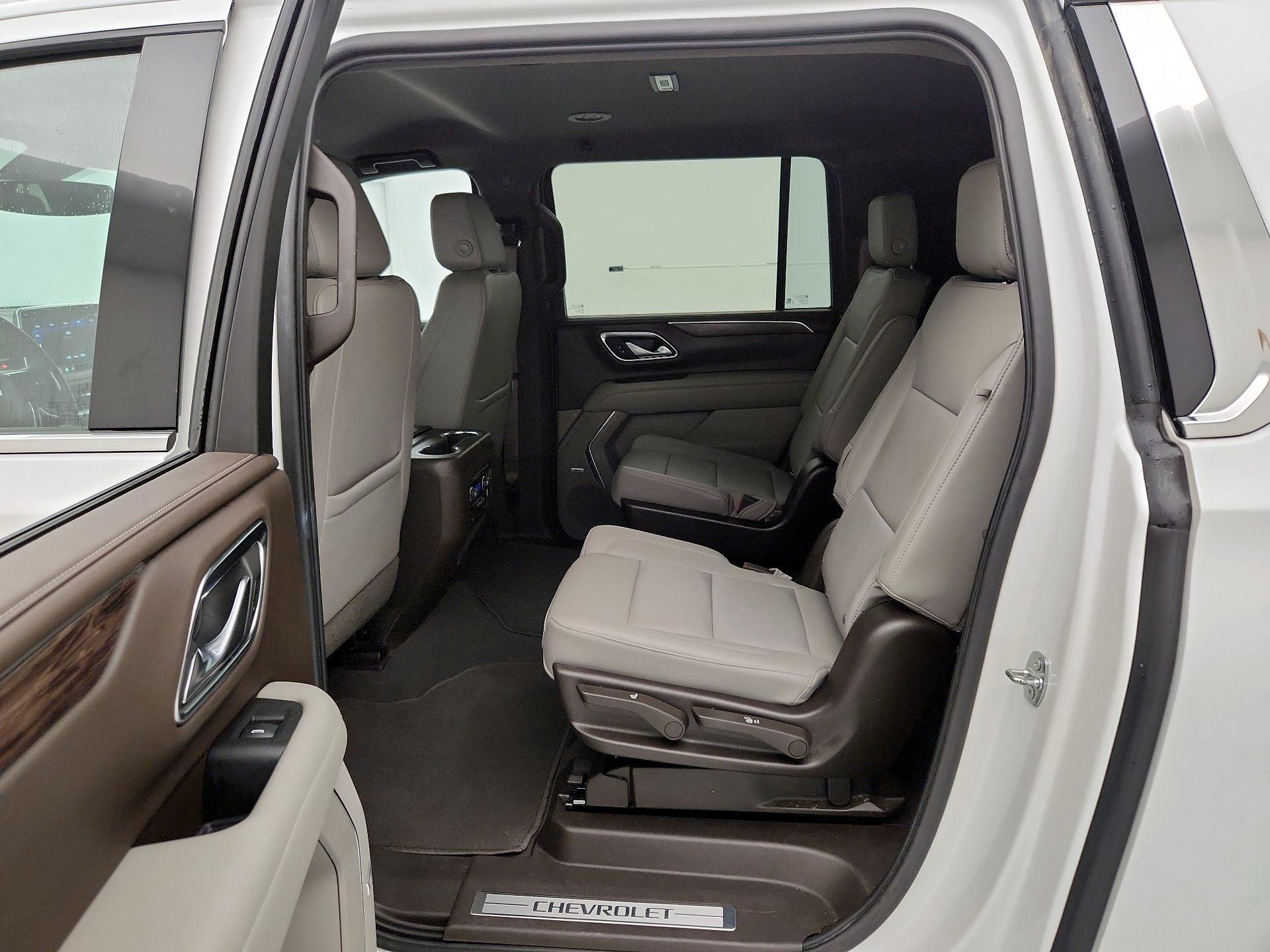 Thumbnail: 2021 Chevrolet Suburban - 19
