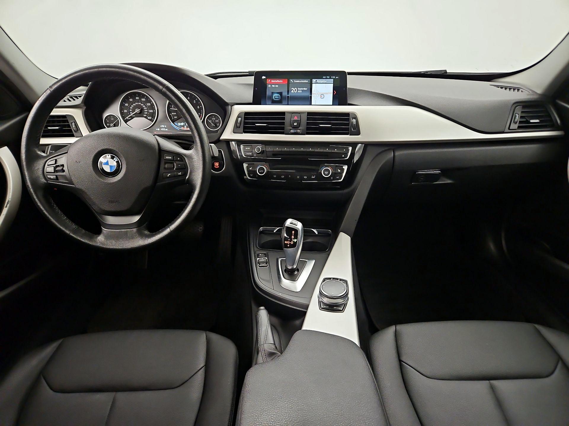 Thumbnail: 2018 BMW 3 Series - 9