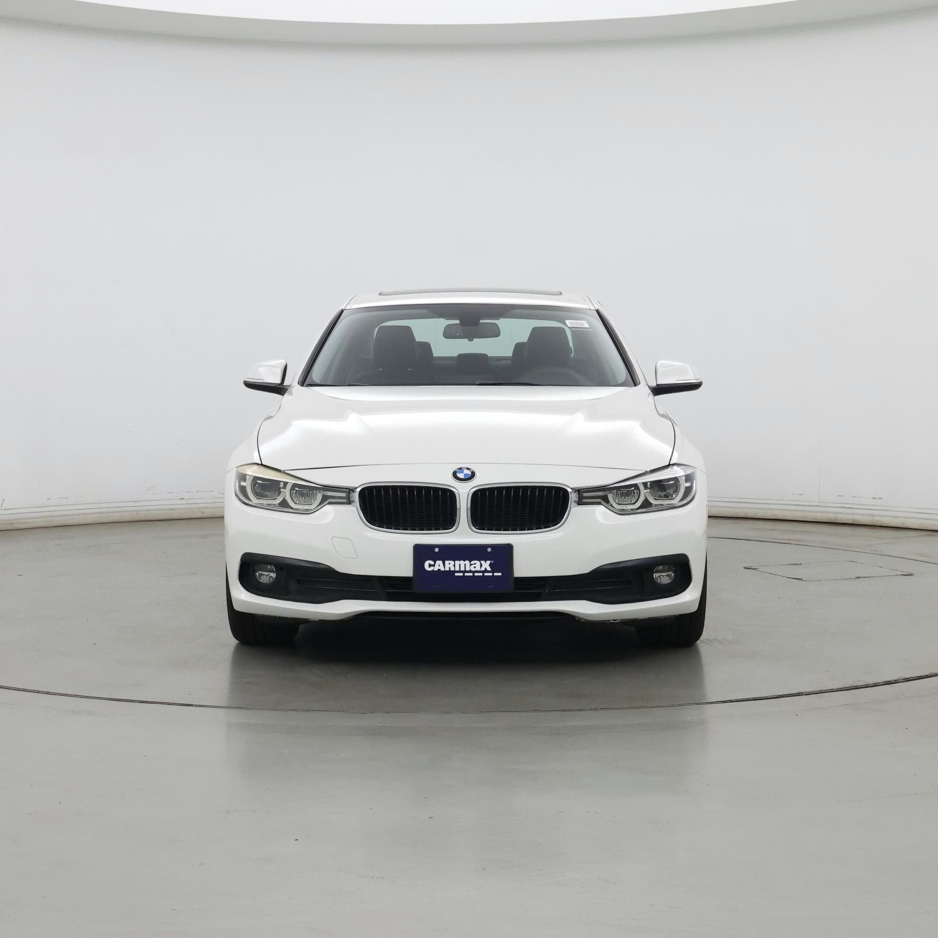 Thumbnail: 2018 BMW 3 Series - 5