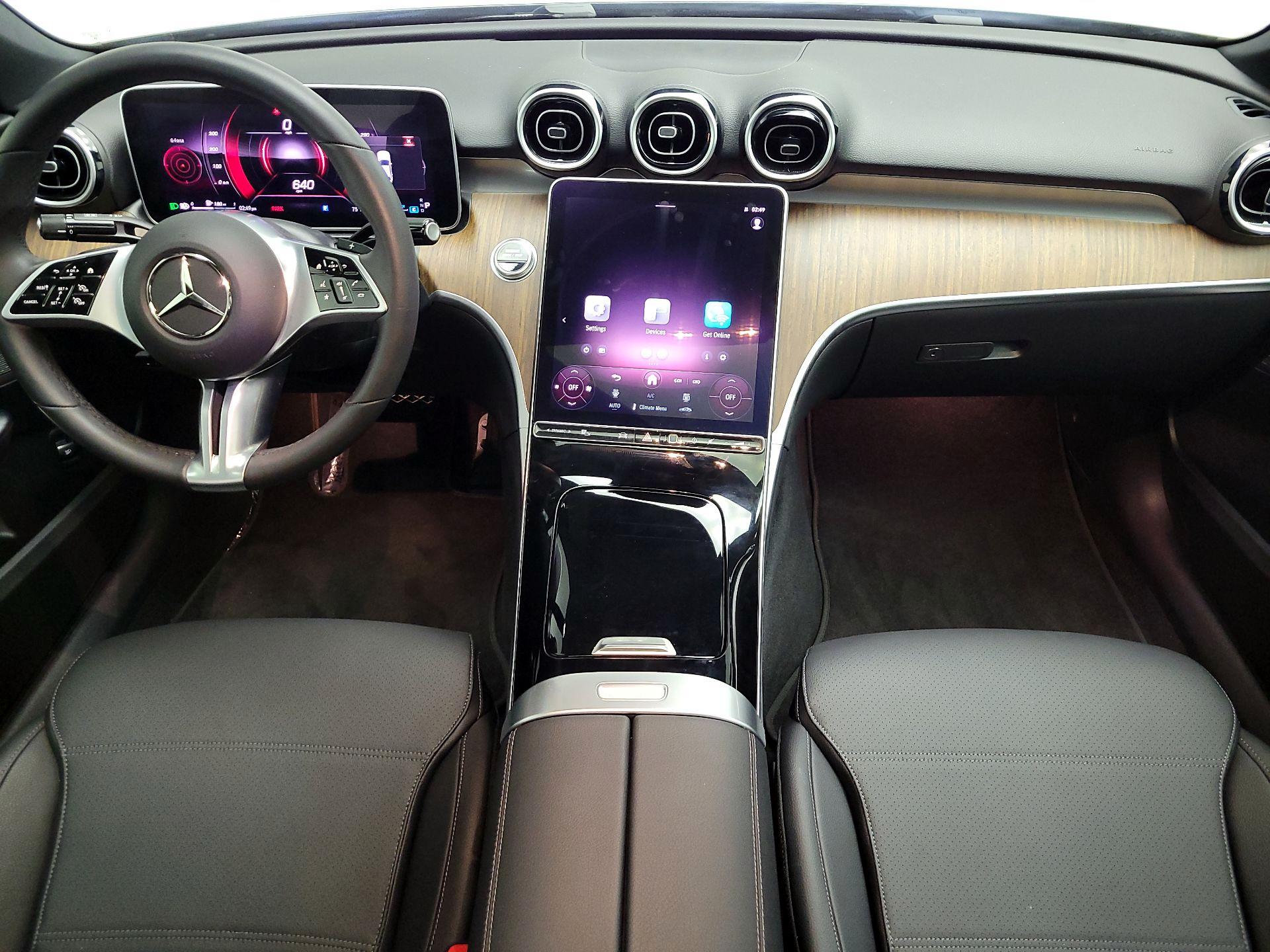 Thumbnail: 2025 Mercedes-Benz C-Class - 9