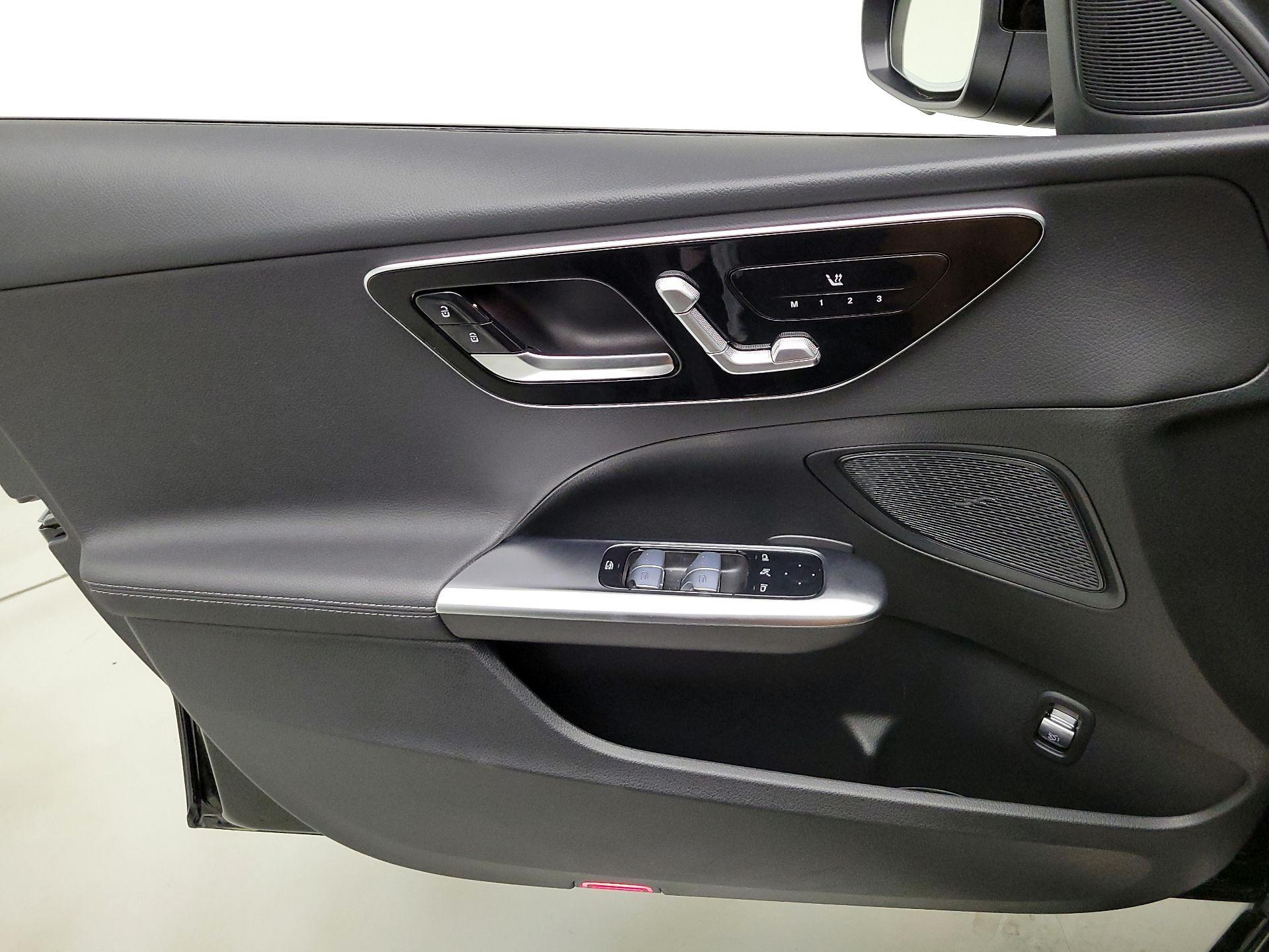 Thumbnail: 2025 Mercedes-Benz C-Class - 12