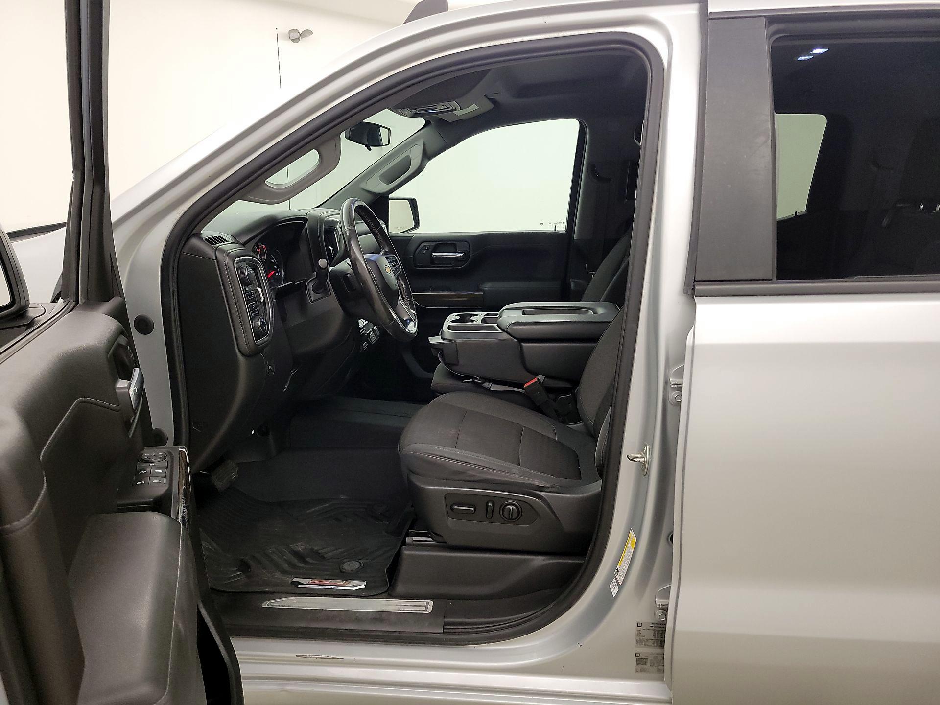 Thumbnail: 2020 Chevrolet Silverado 1500 - 11
