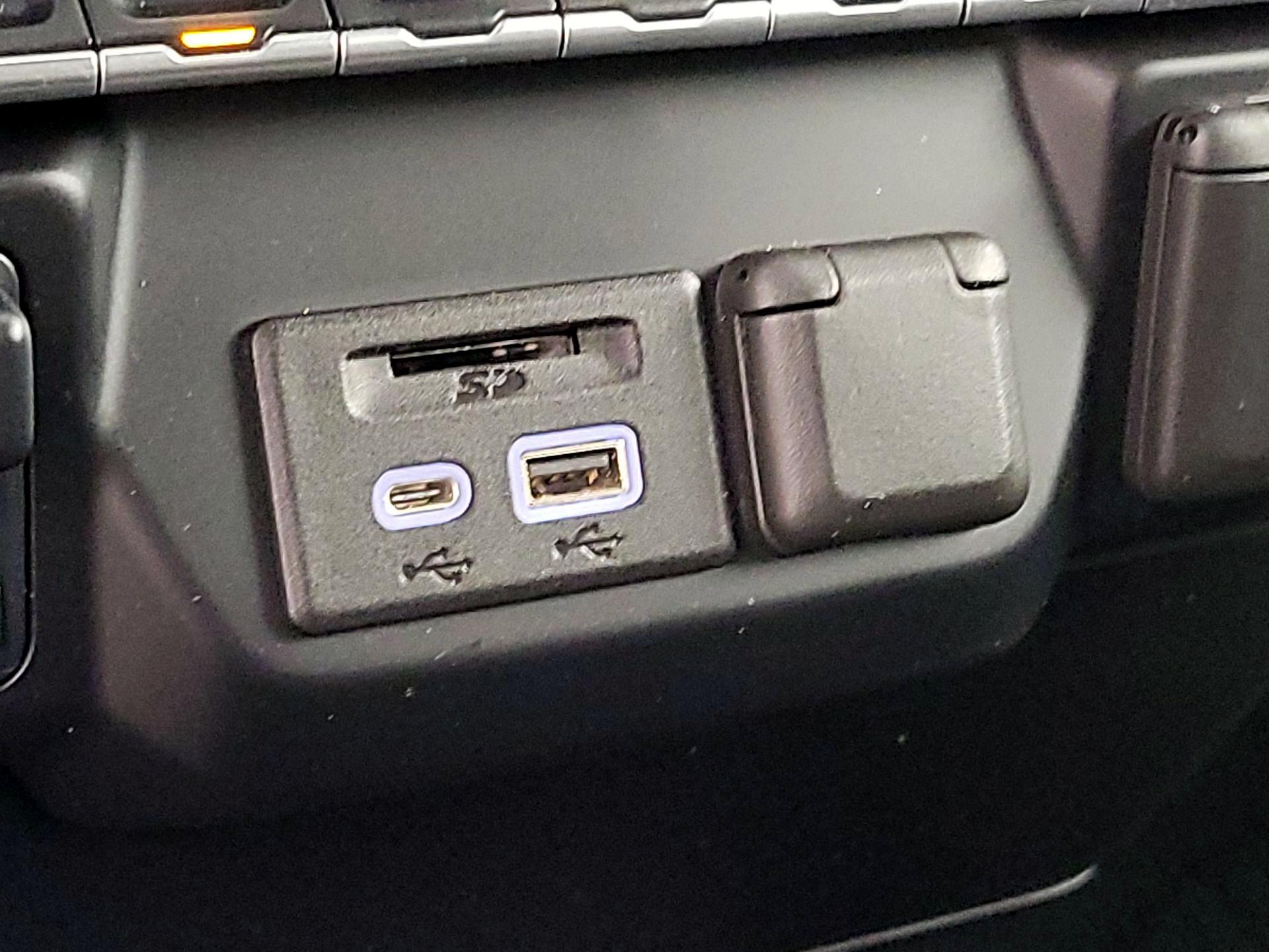 Thumbnail: 2020 Chevrolet Silverado 1500 - 18