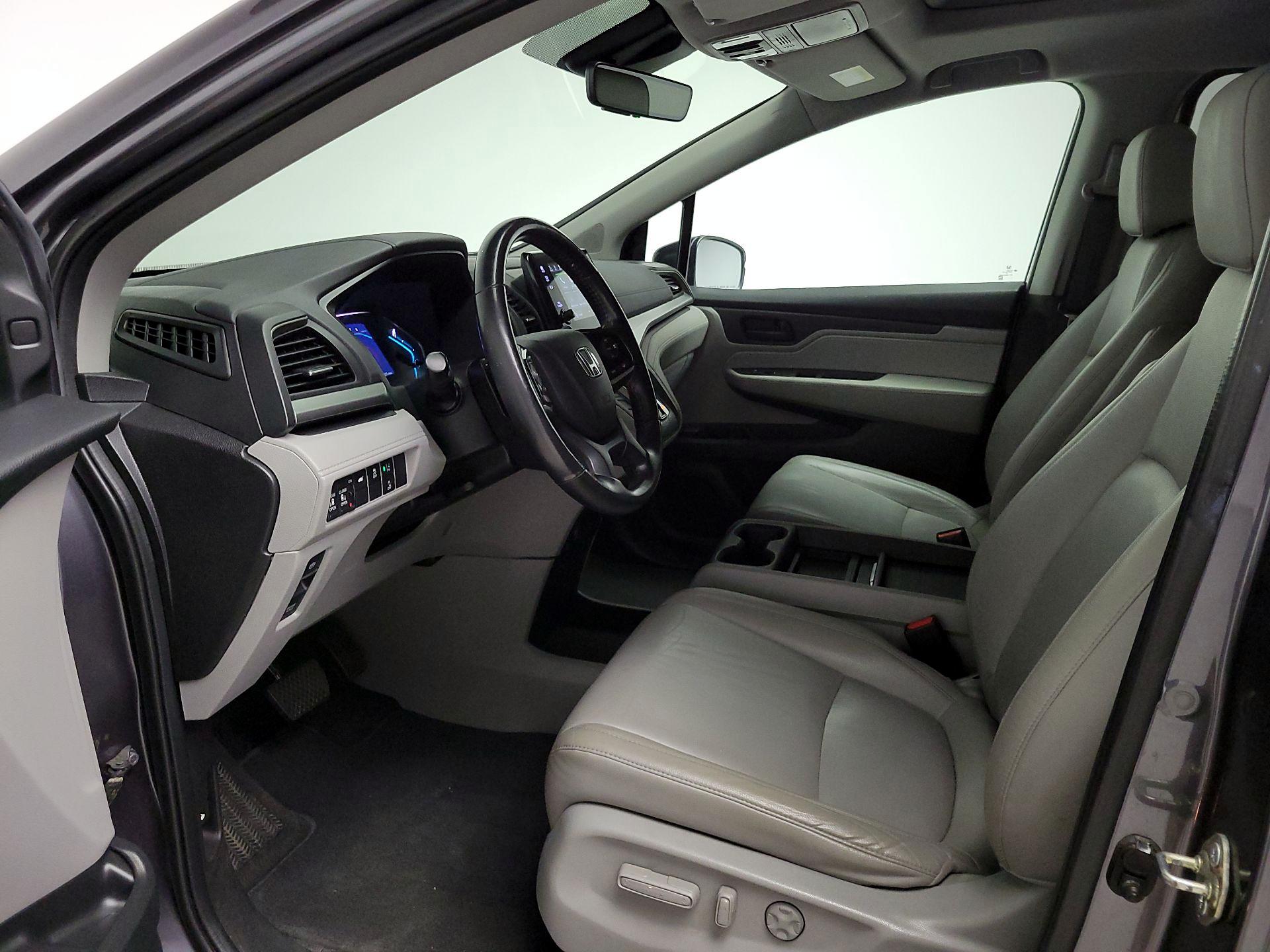 Thumbnail: 2018 Honda Odyssey - 11