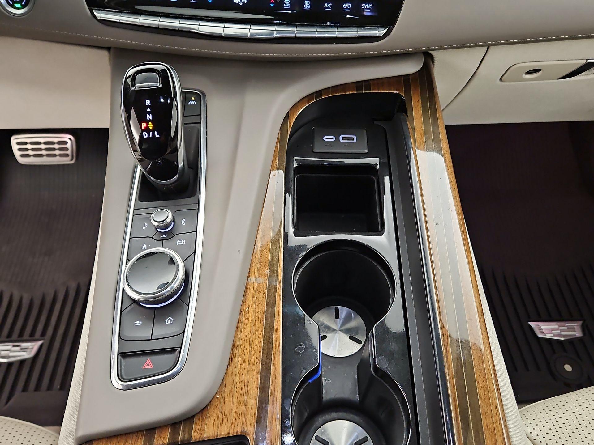 Thumbnail: 2023 Cadillac Escalade - 18