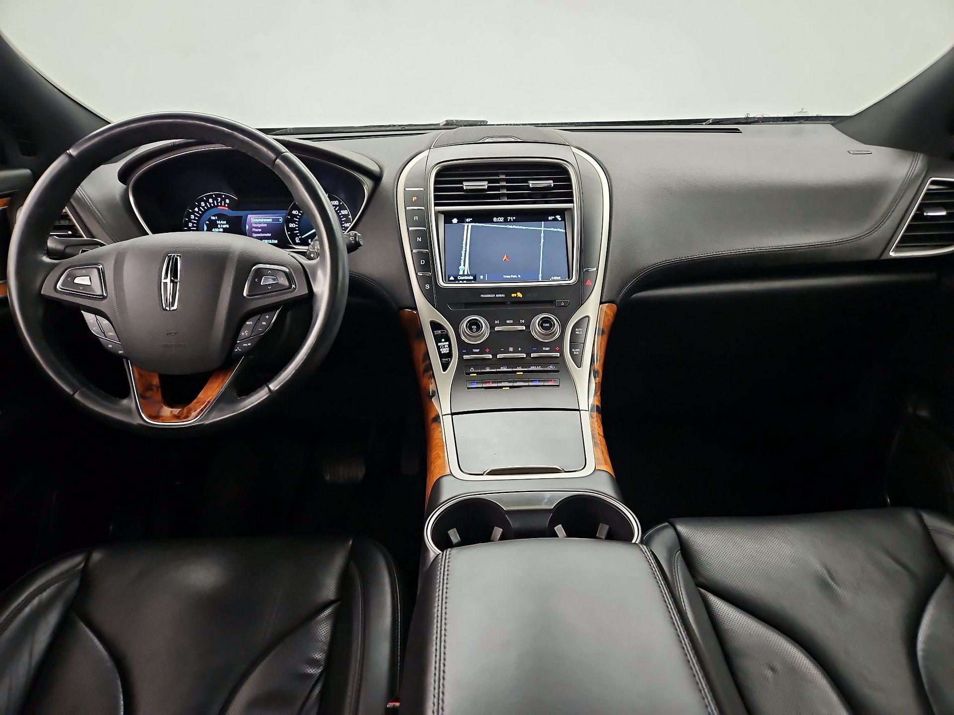 Thumbnail: 2017 Lincoln MKX - 9