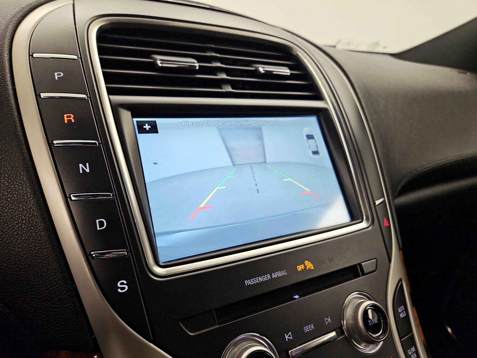 Thumbnail: 2017 Lincoln MKX - 15
