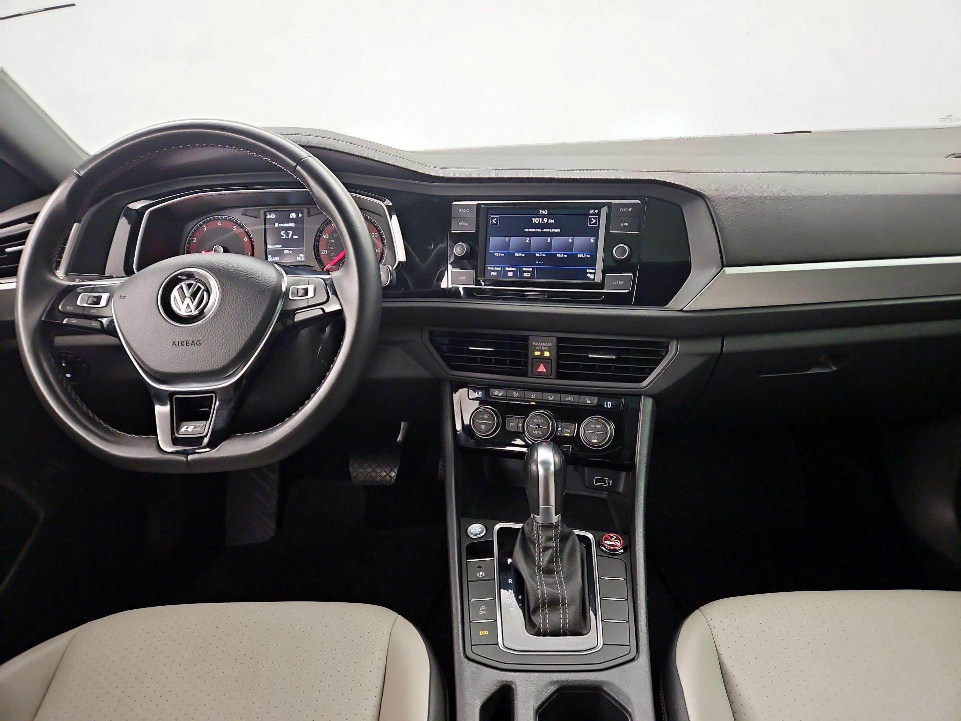 Thumbnail: 2019 Volkswagen Jetta - 9