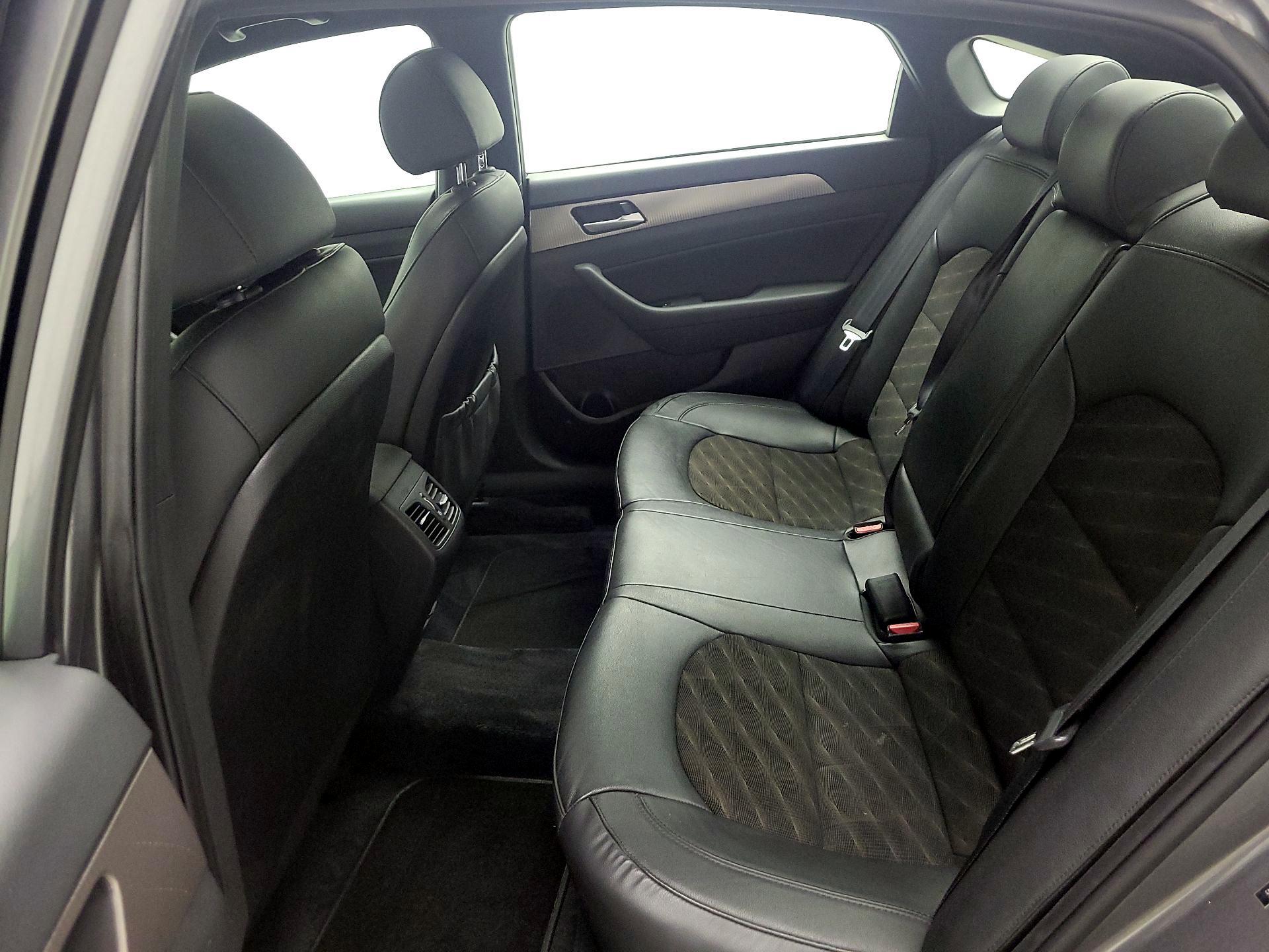 Thumbnail: 2019 Hyundai Sonata - 20