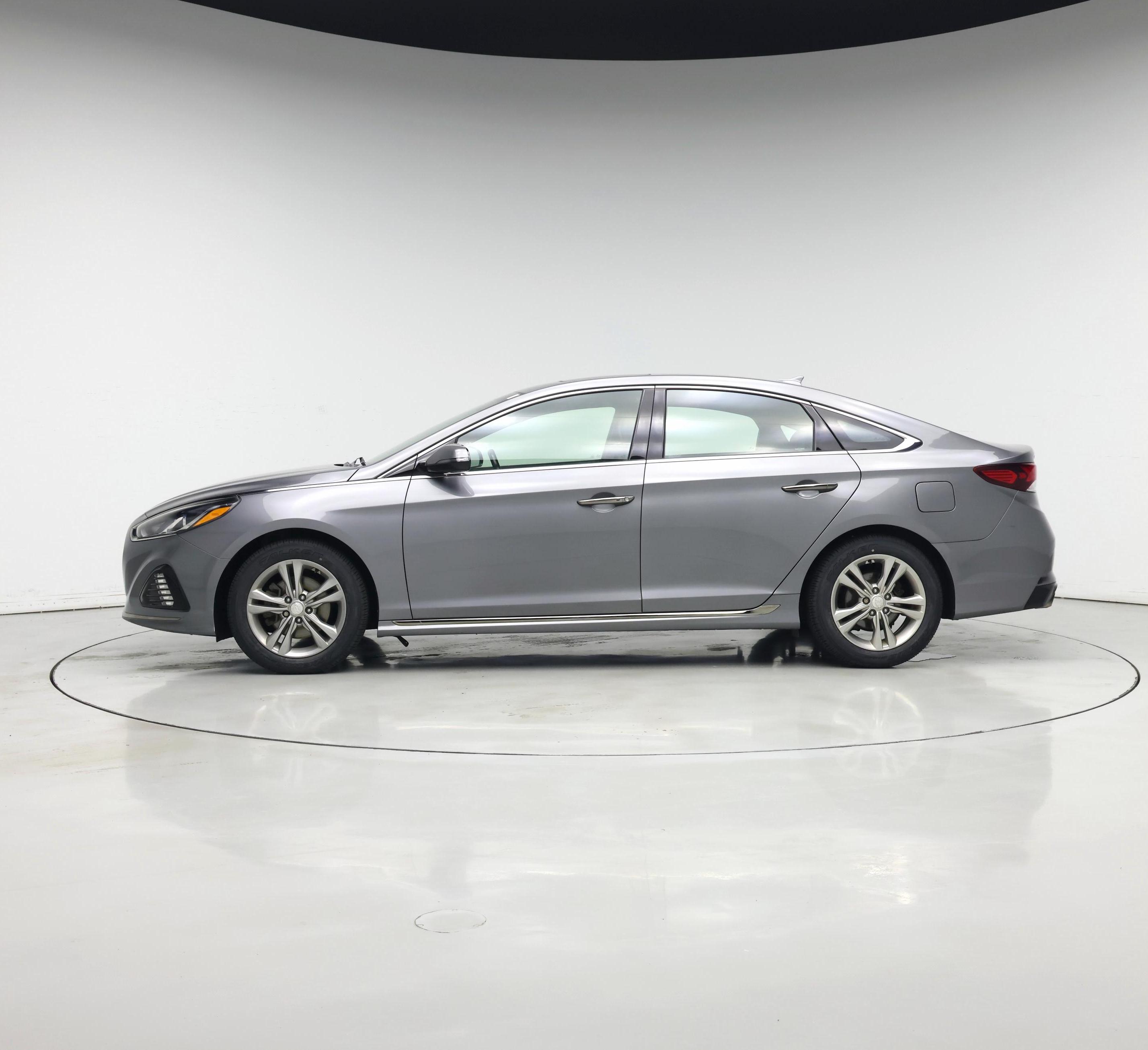 Thumbnail: 2019 Hyundai Sonata - 3