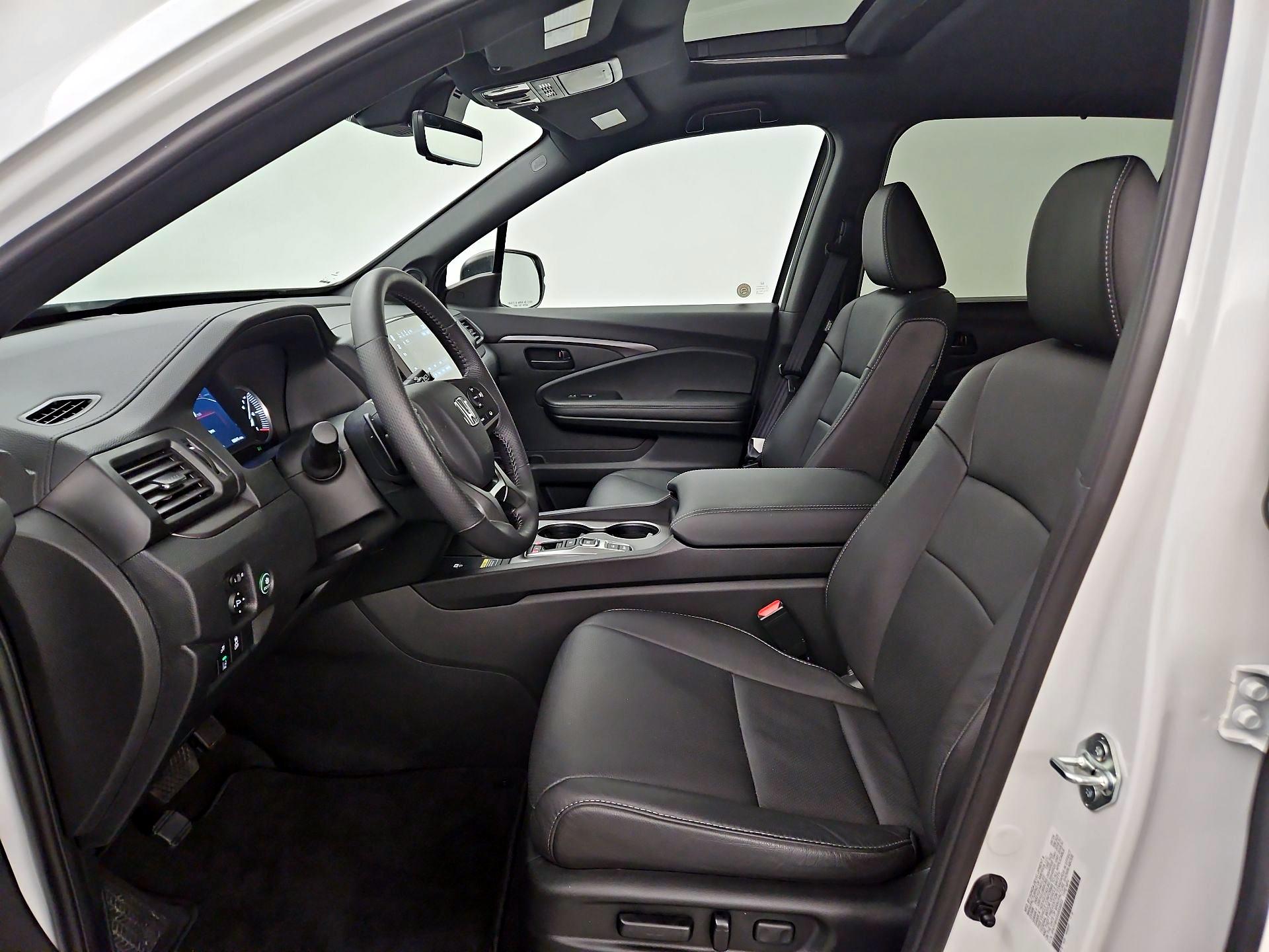 Thumbnail: 2025 Honda Passport - 11