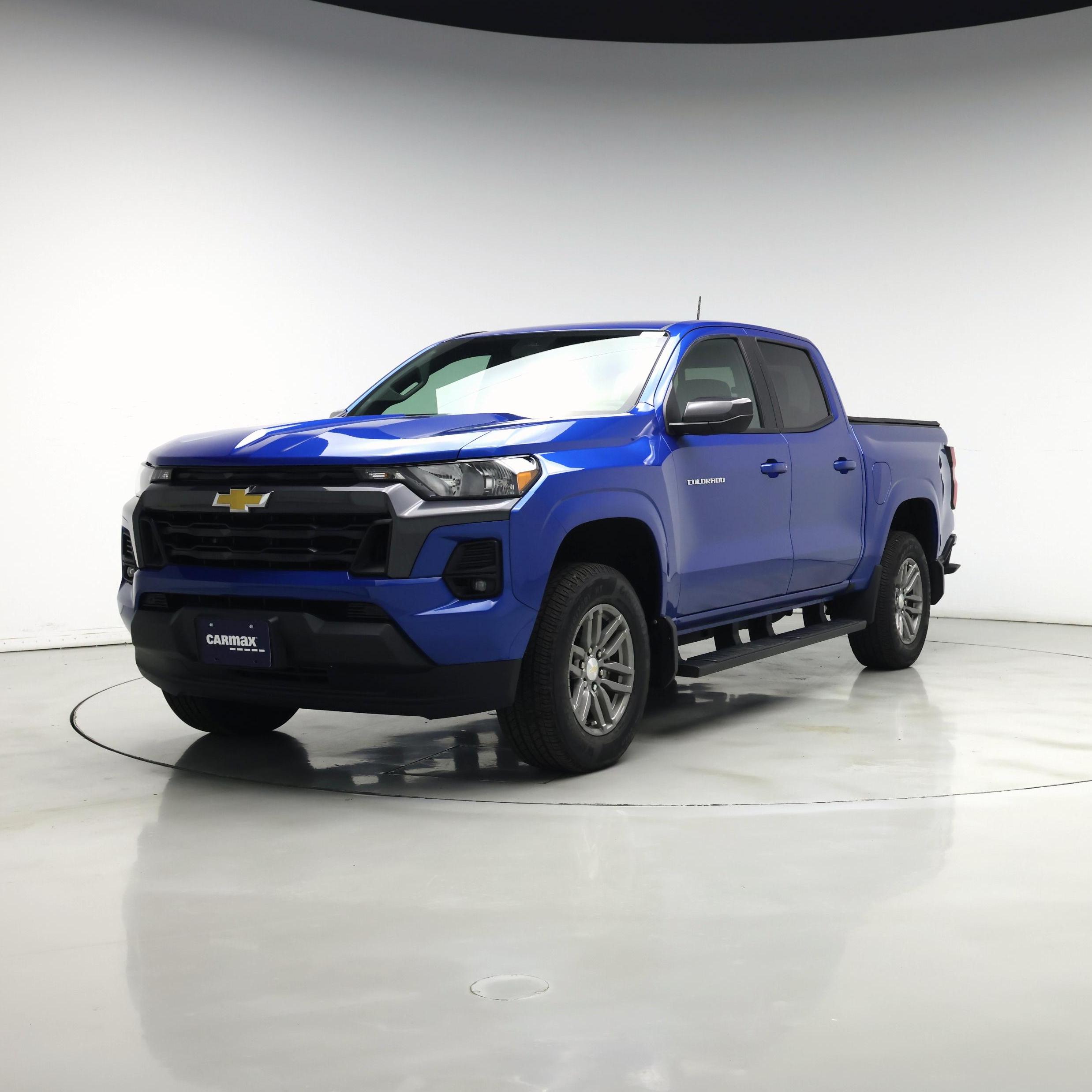 Thumbnail: 2023 Chevrolet Colorado - 4