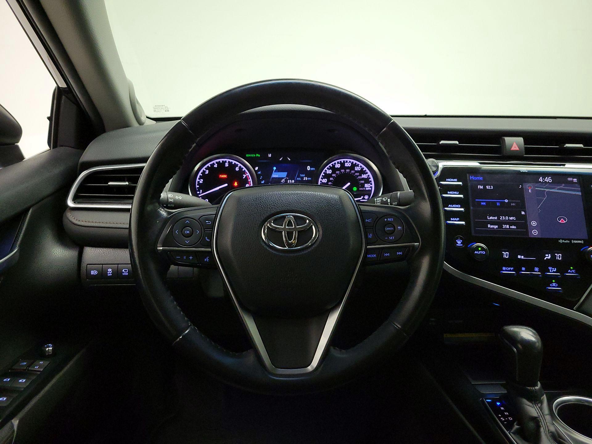 Thumbnail: 2018 Toyota Camry - 10