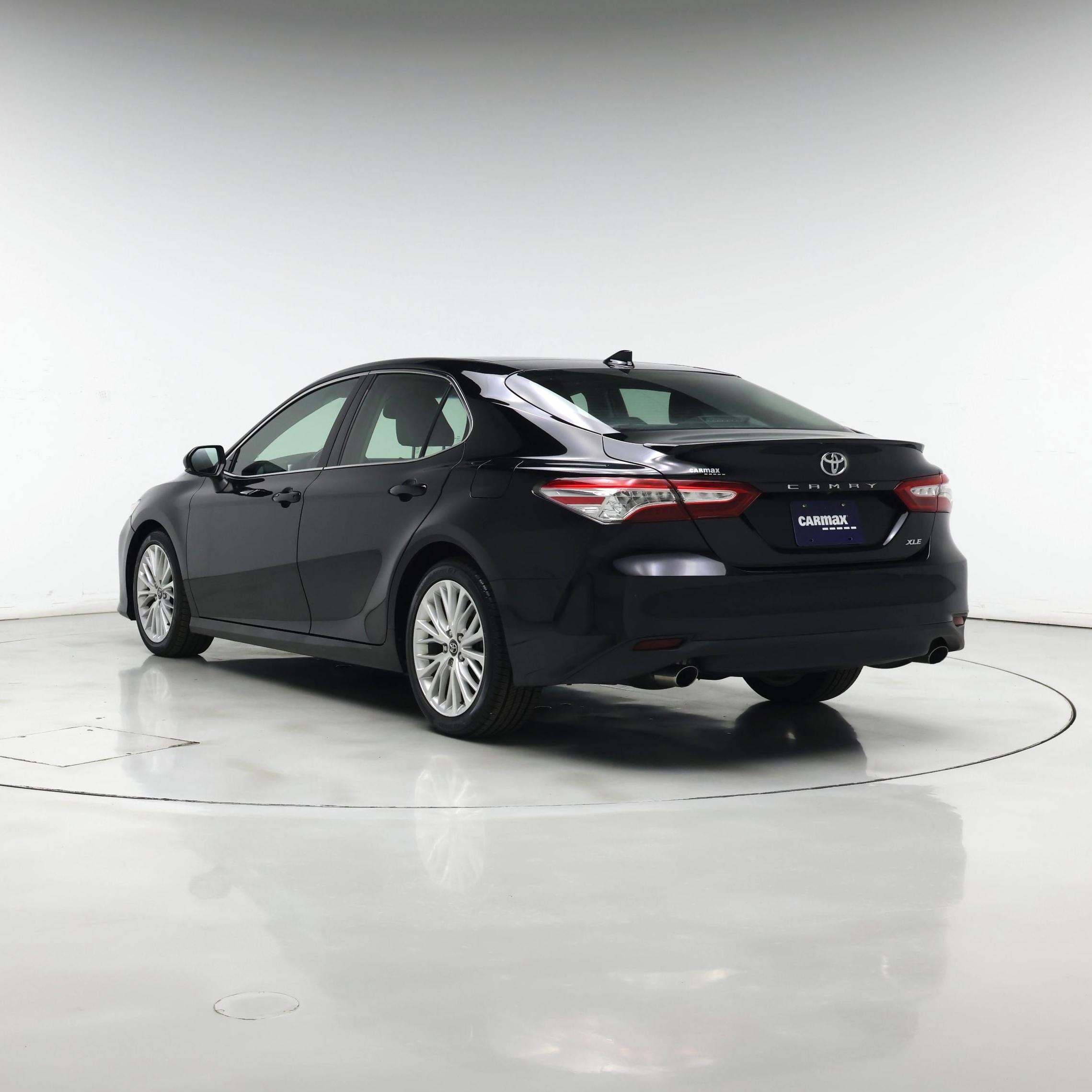 Thumbnail: 2018 Toyota Camry - 2