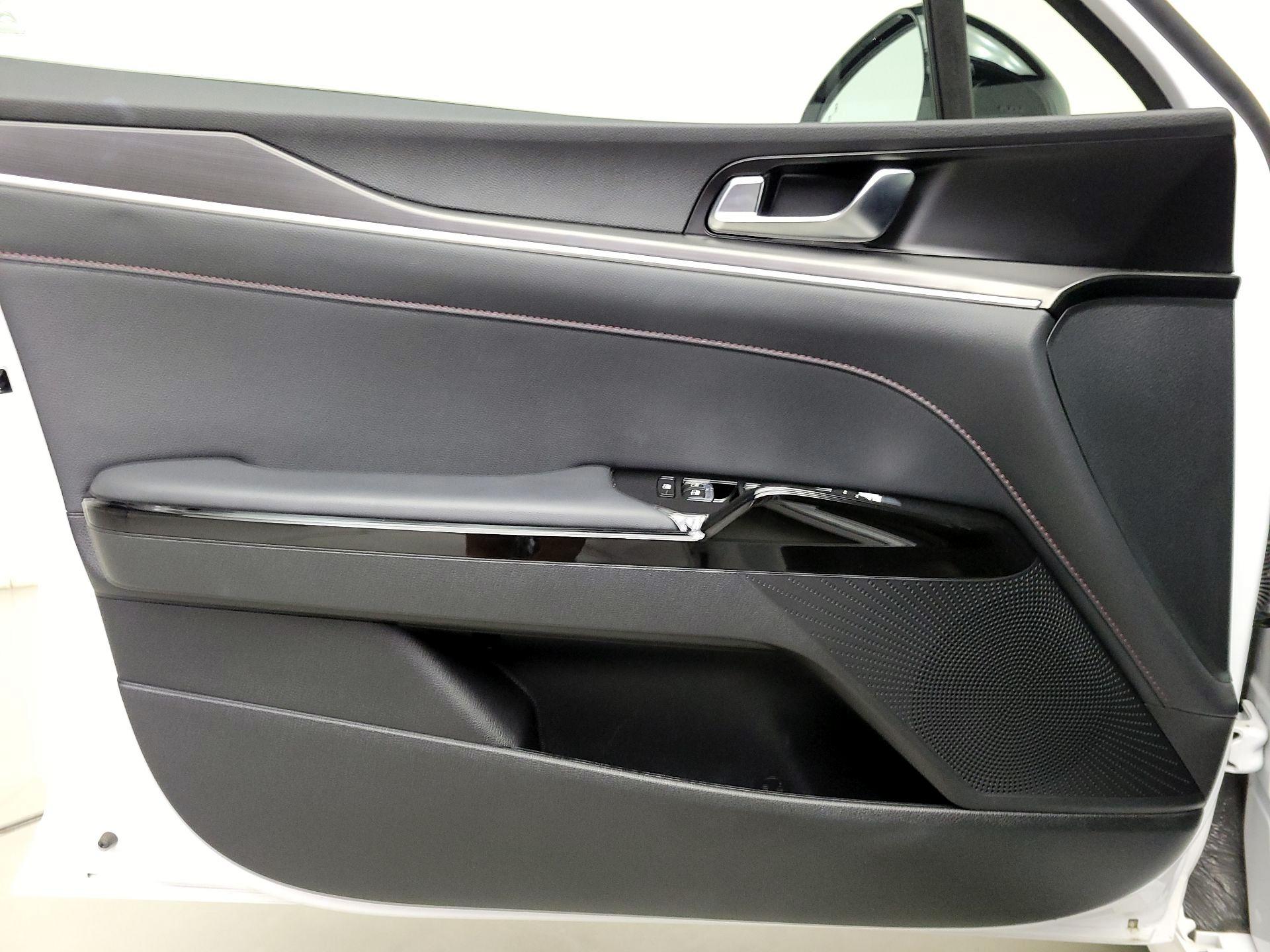 Thumbnail: 2024 Kia K5 - 12