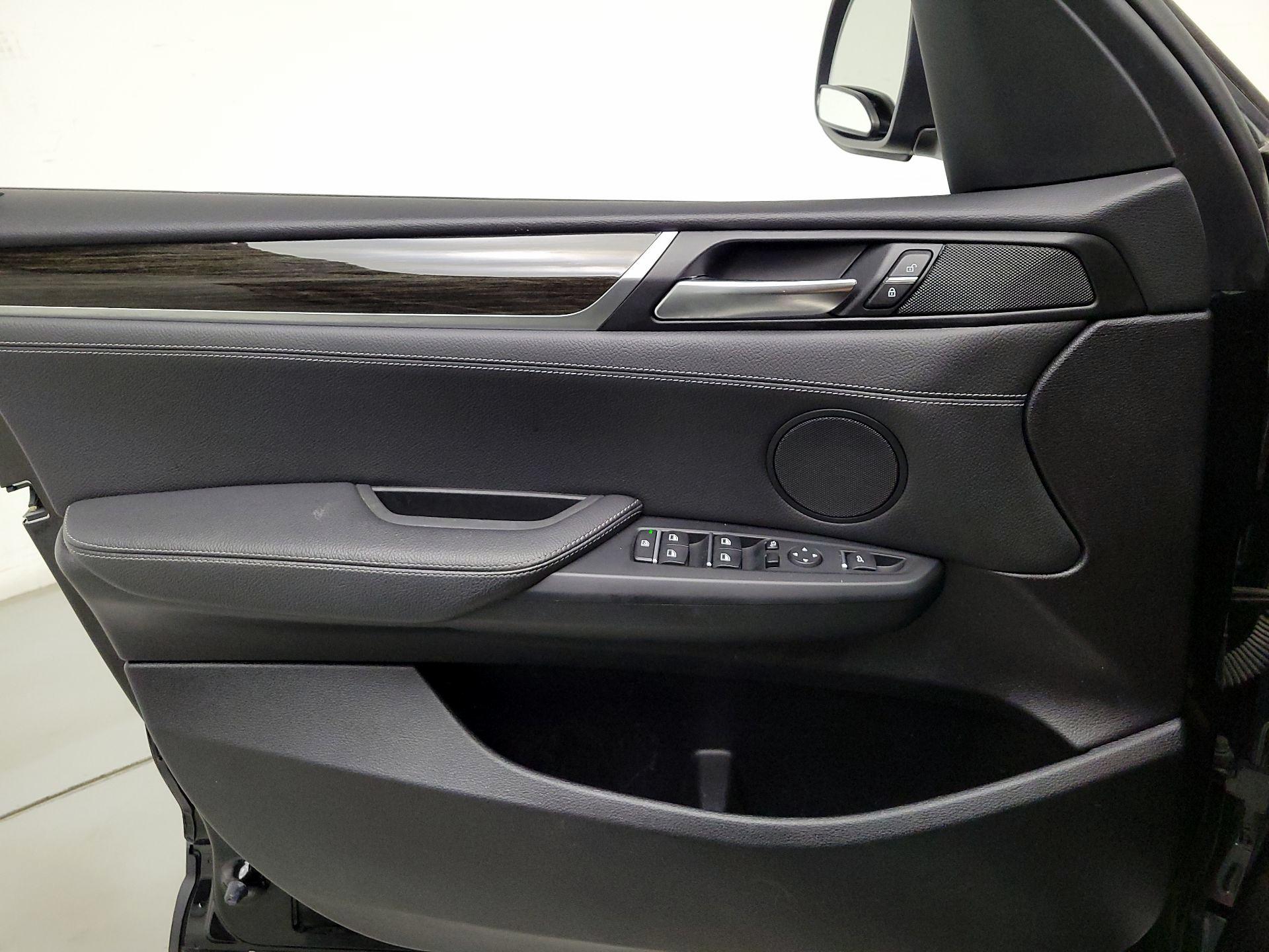 Thumbnail: 2017 BMW X3 - 12