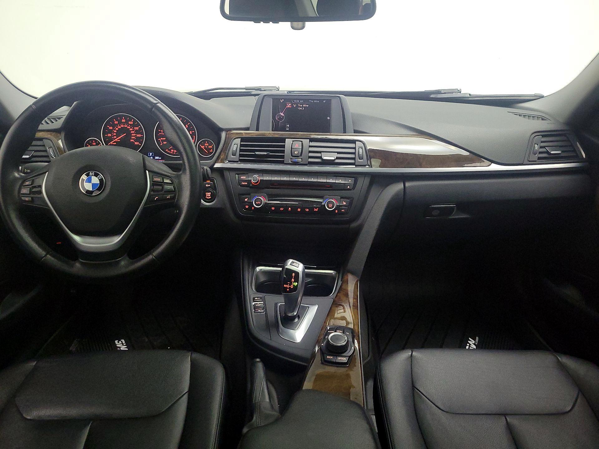 Thumbnail: 2015 BMW 3 Series - 9