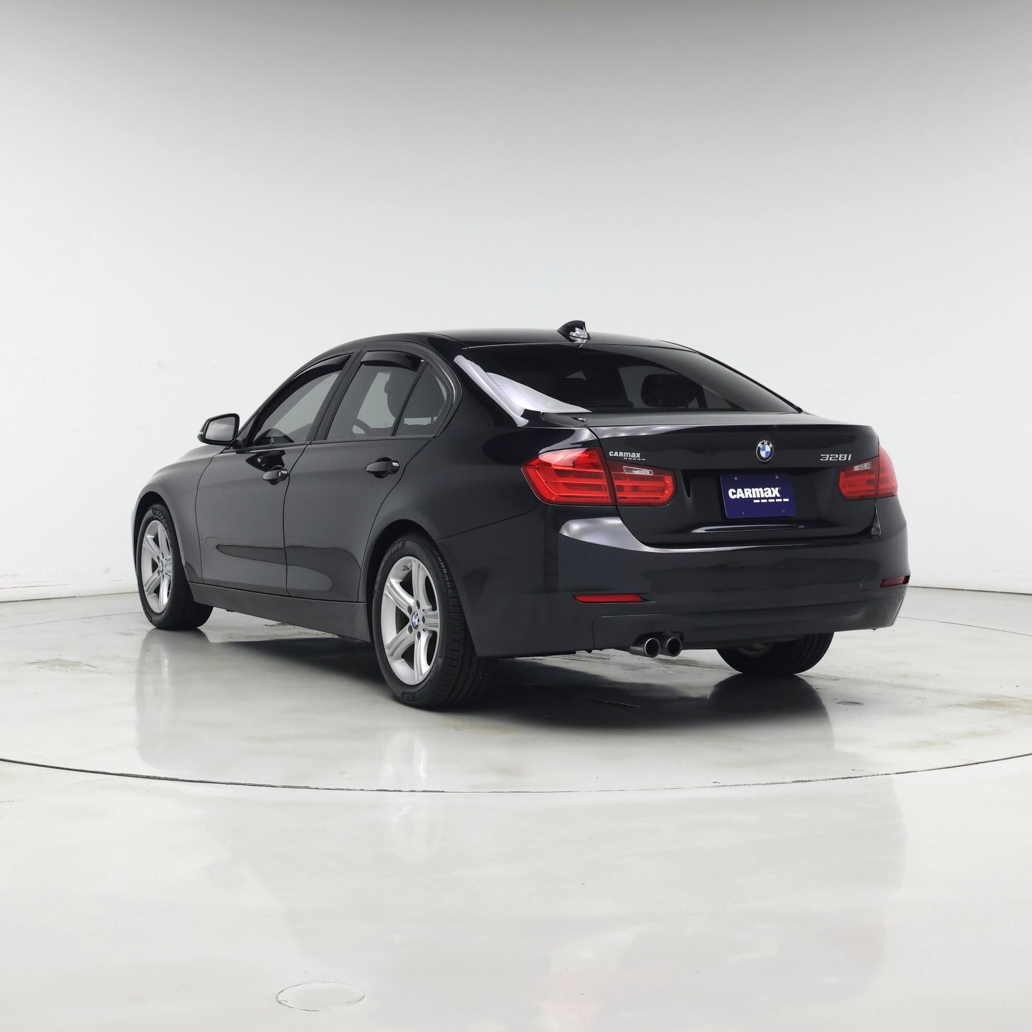 Thumbnail: 2015 BMW 3 Series - 2