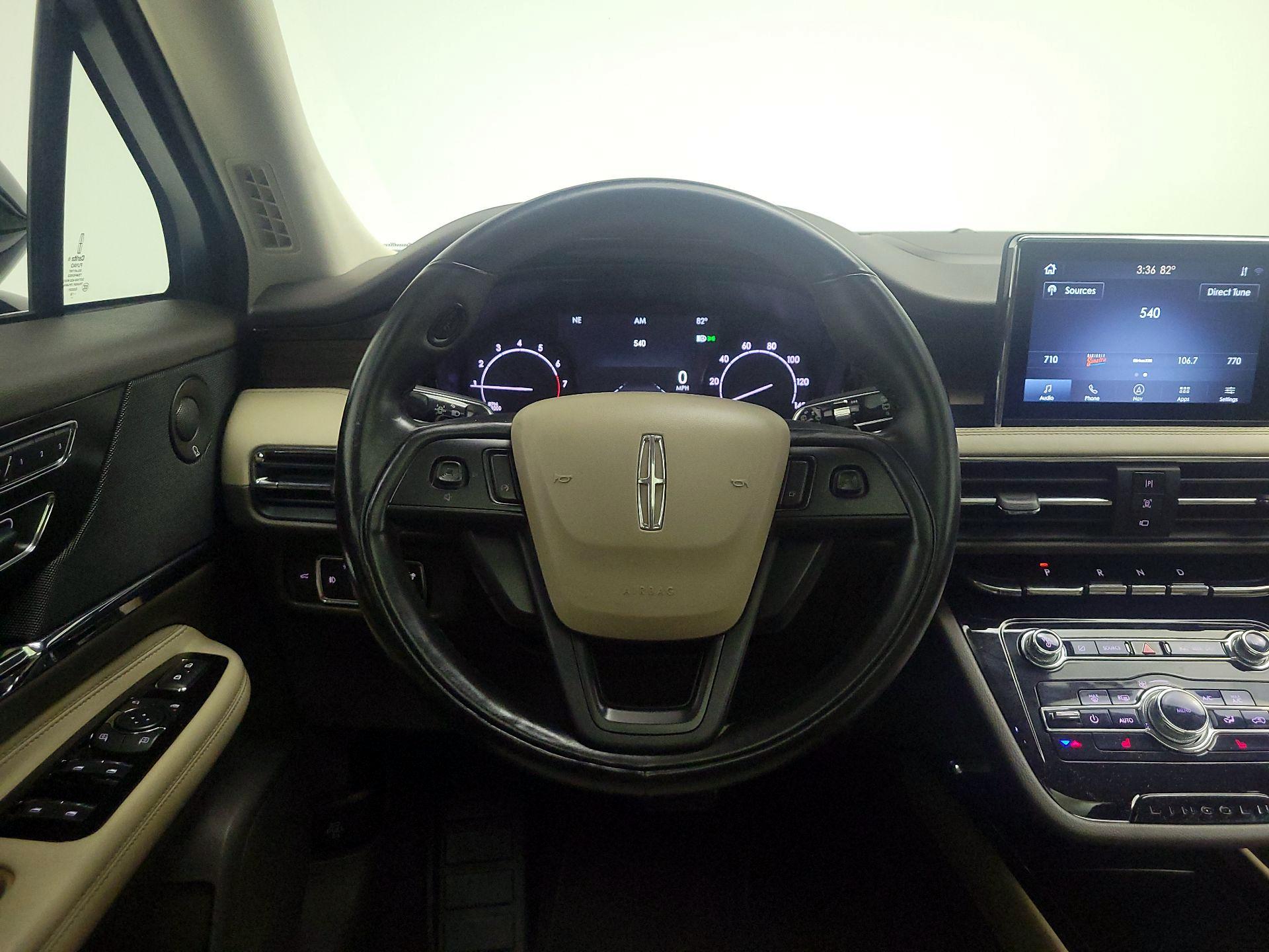 Thumbnail: 2020 Lincoln Corsair - 10