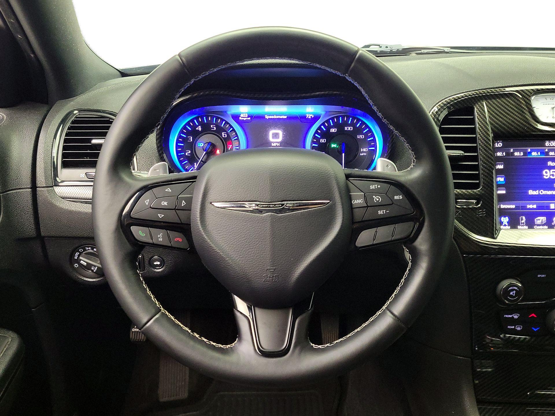 Thumbnail: 2015 Chrysler 300 - 10