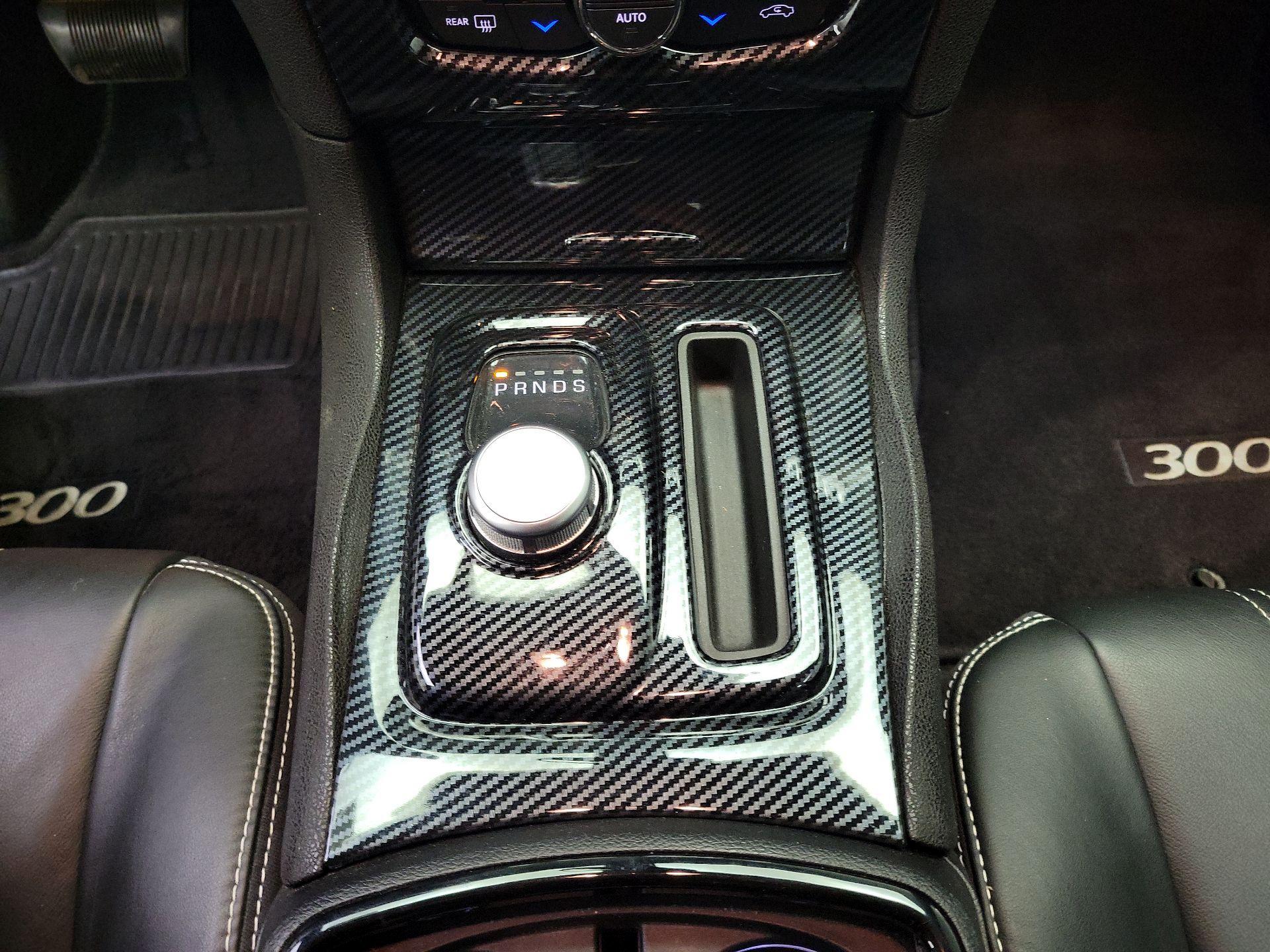 Thumbnail: 2015 Chrysler 300 - 18