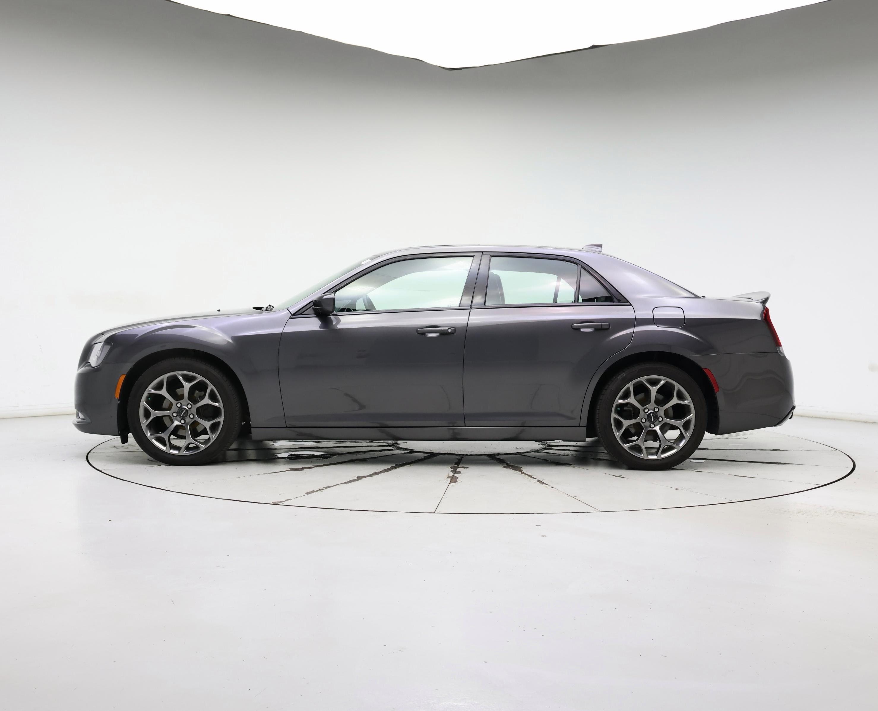 Thumbnail: 2015 Chrysler 300 - 3