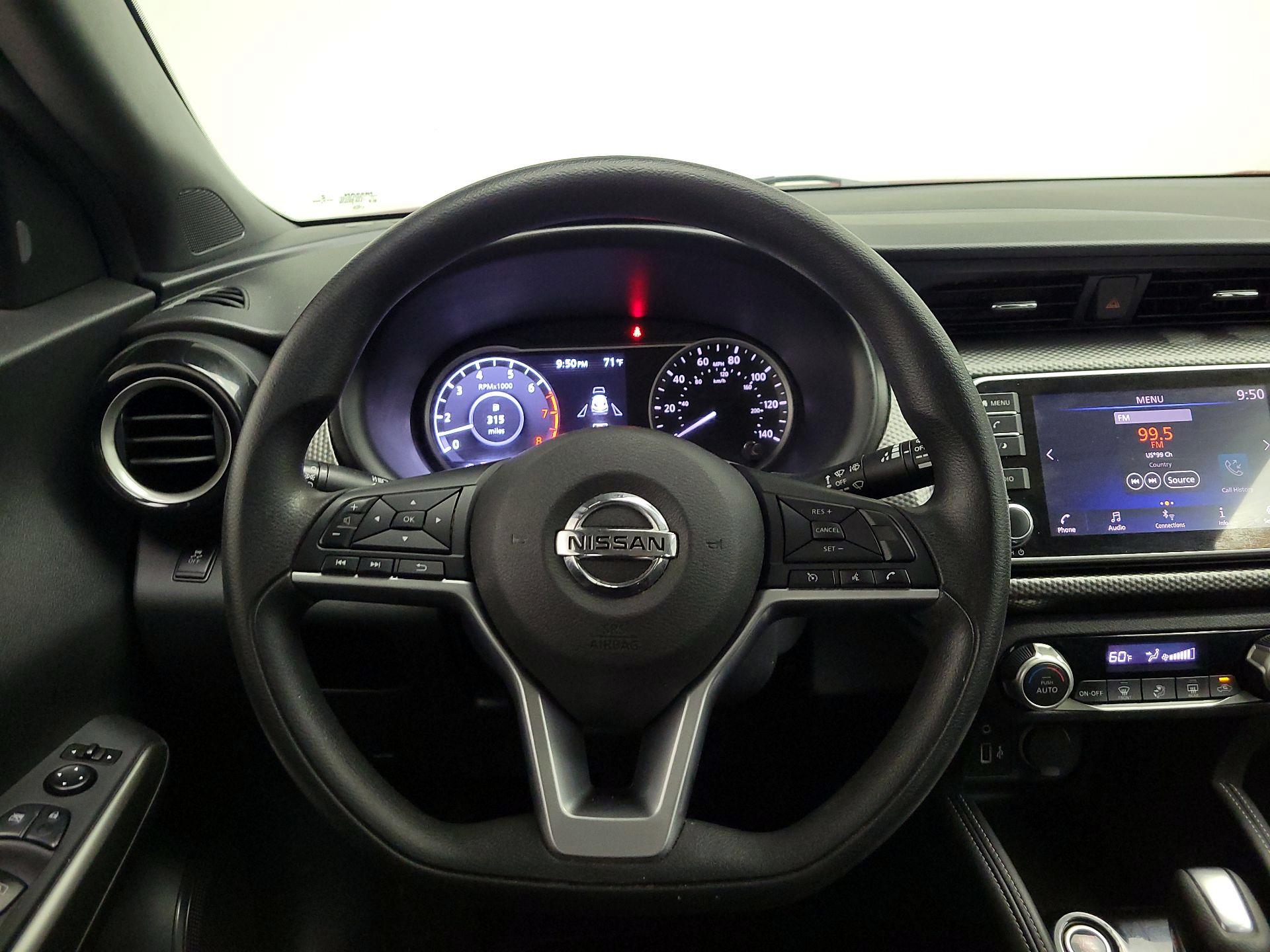Thumbnail: 2019 Nissan Kicks - 10