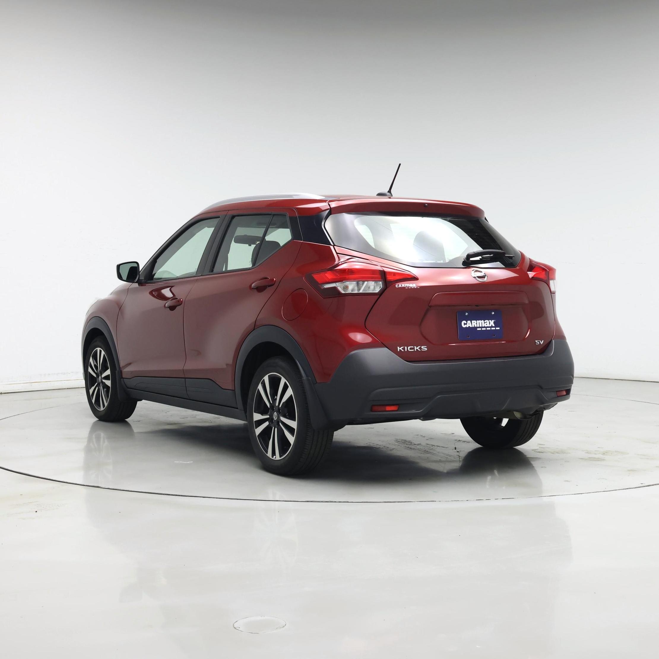 Thumbnail: 2019 Nissan Kicks - 2