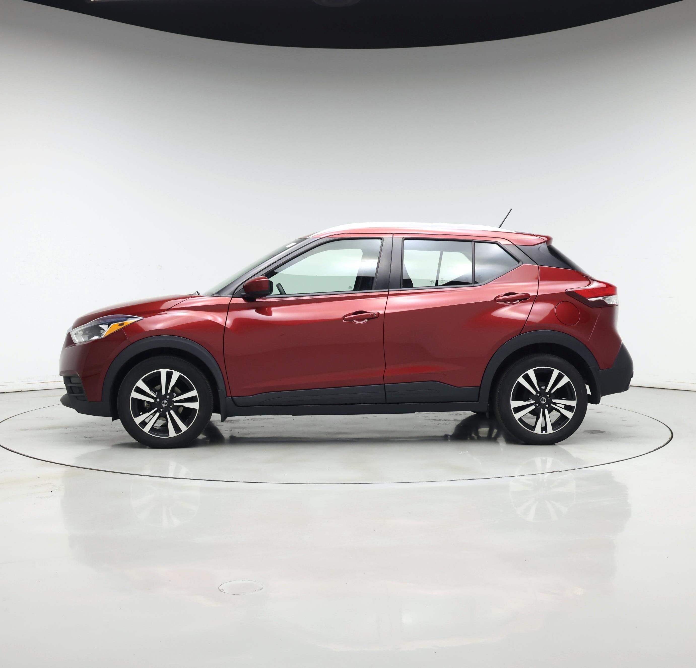 Thumbnail: 2019 Nissan Kicks - 3