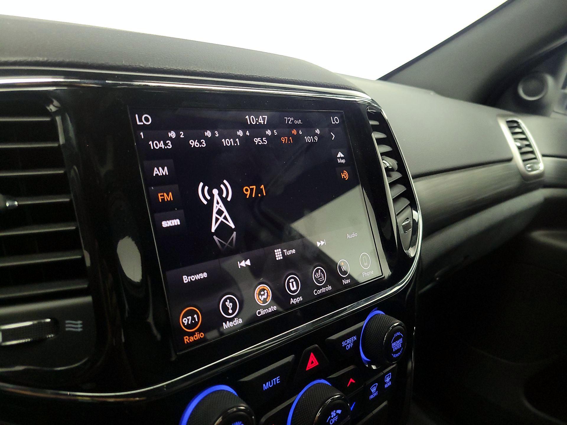 Thumbnail: 2019 Jeep Grand Cherokee - 16