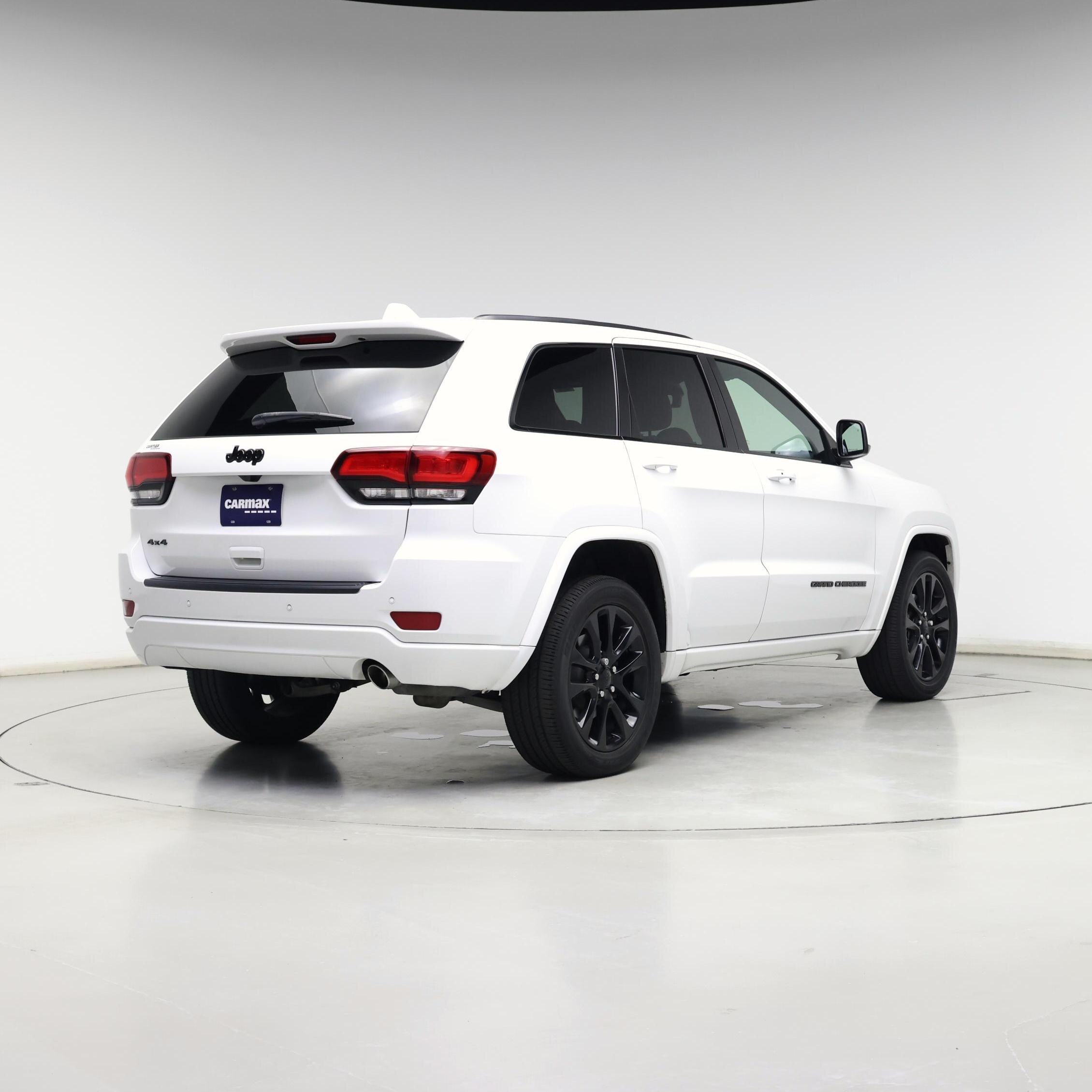 Thumbnail: 2019 Jeep Grand Cherokee - 8