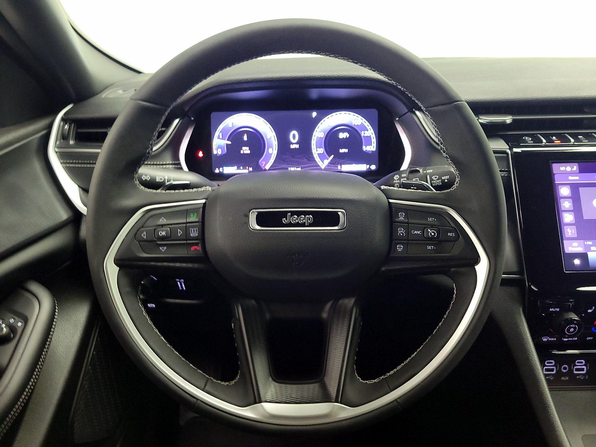 Thumbnail: 2025 Jeep Grand Cherokee - 10