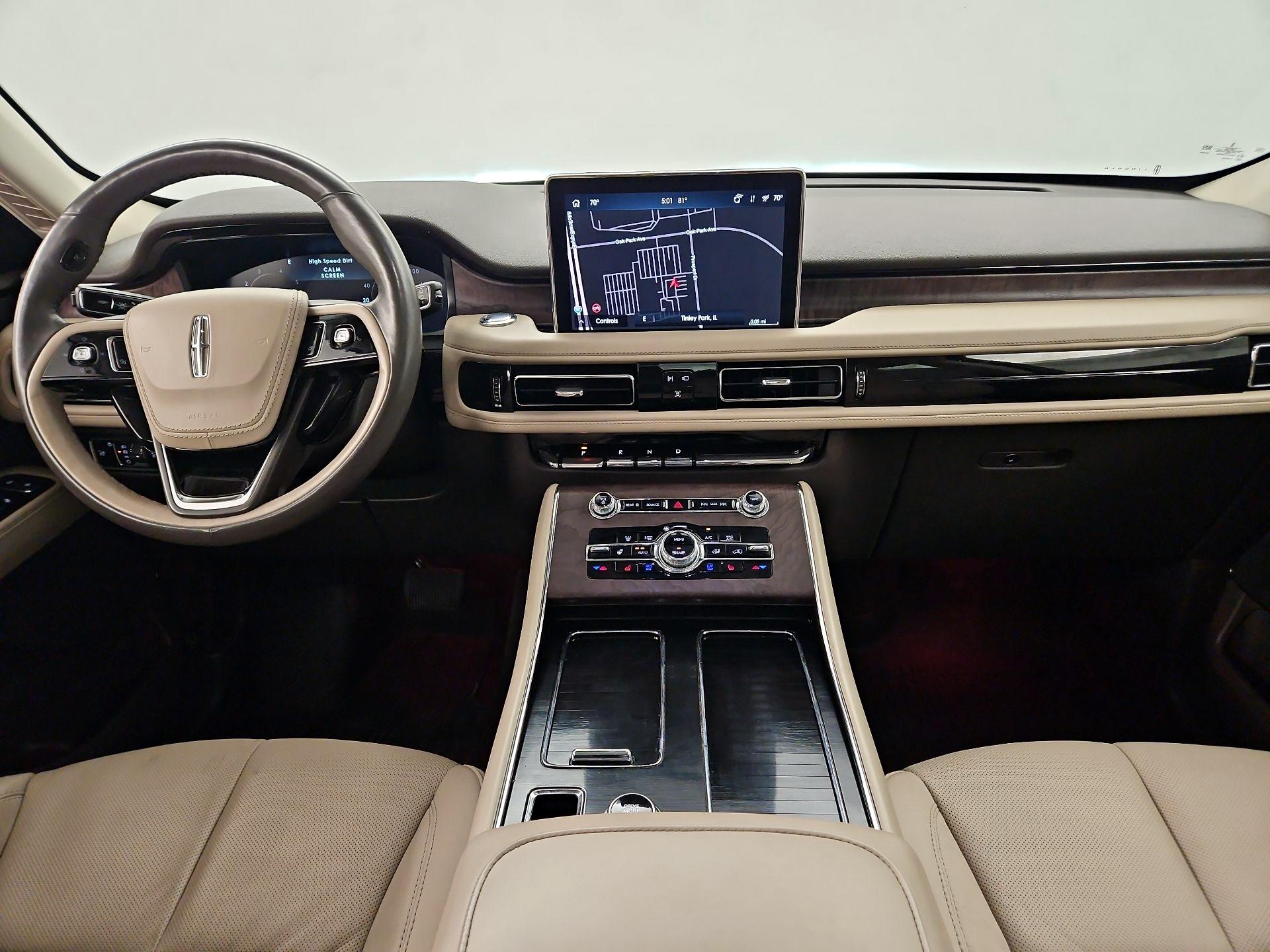 Thumbnail: 2023 Lincoln Aviator - 9