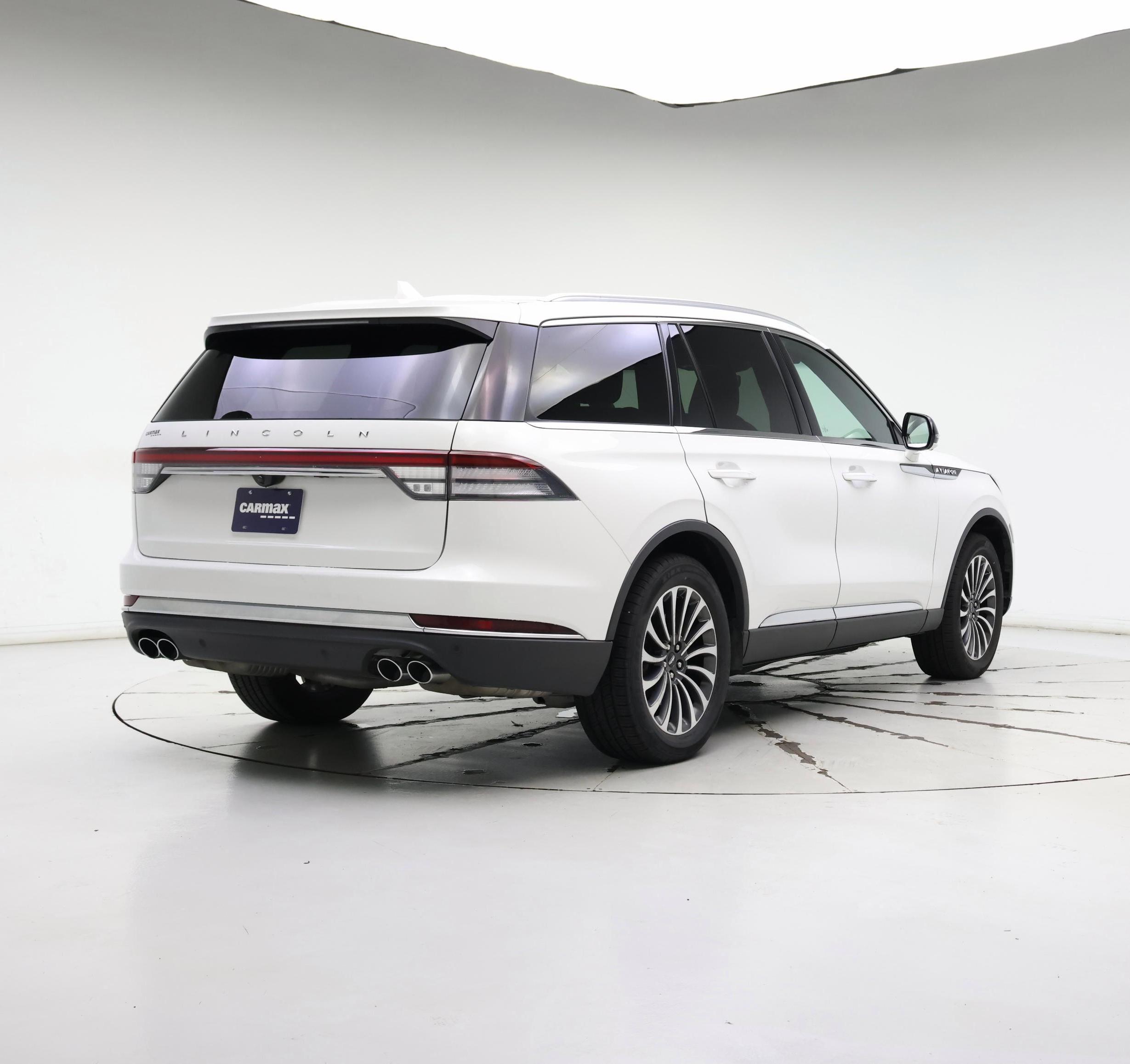 Thumbnail: 2022 Lincoln Aviator - 8