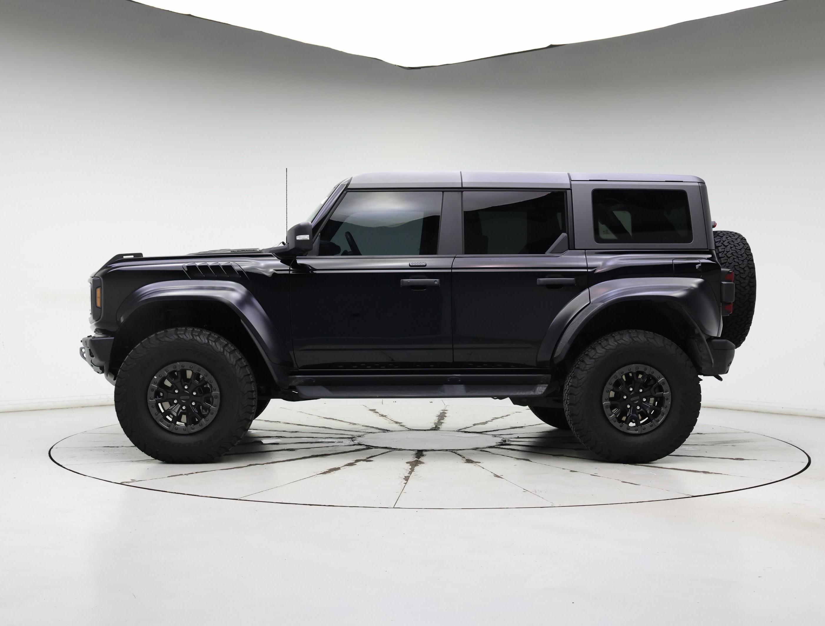 Thumbnail: 2023 Ford Bronco - 3