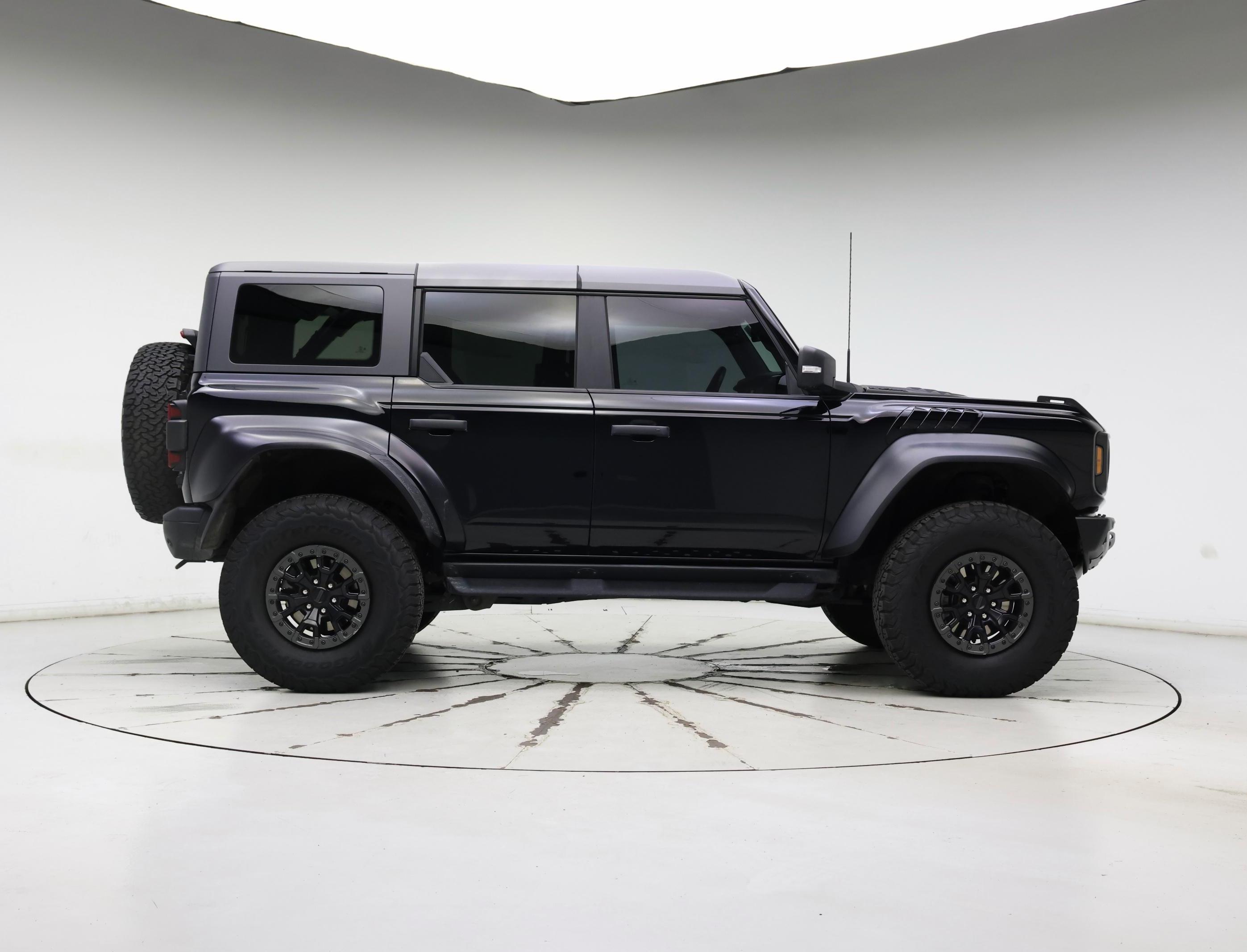 Thumbnail: 2023 Ford Bronco - 7