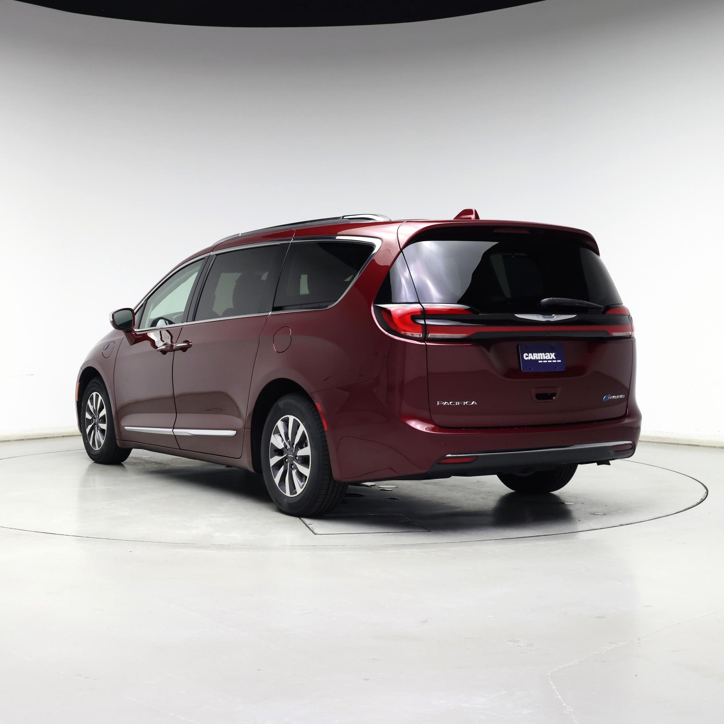 Thumbnail: 2021 Chrysler Pacifica - 2