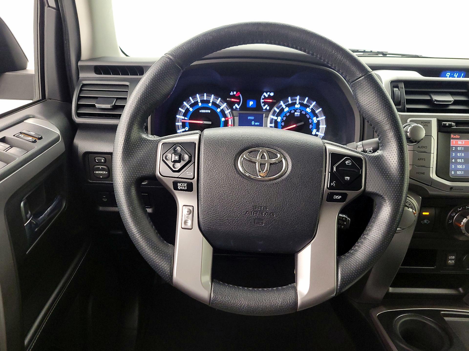 Thumbnail: 2019 Toyota 4Runner - 10