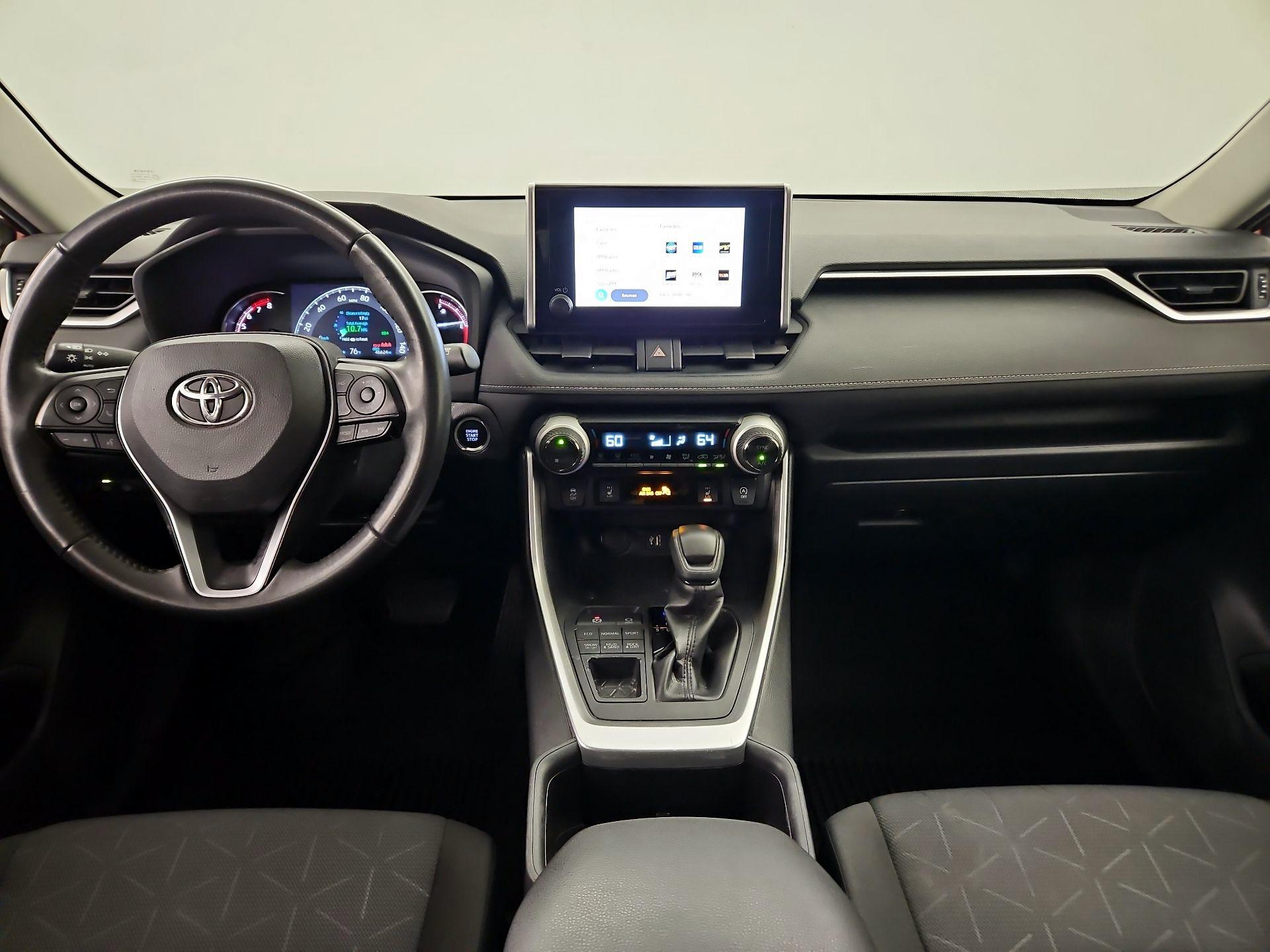 Thumbnail: 2023 Toyota RAV4 - 9