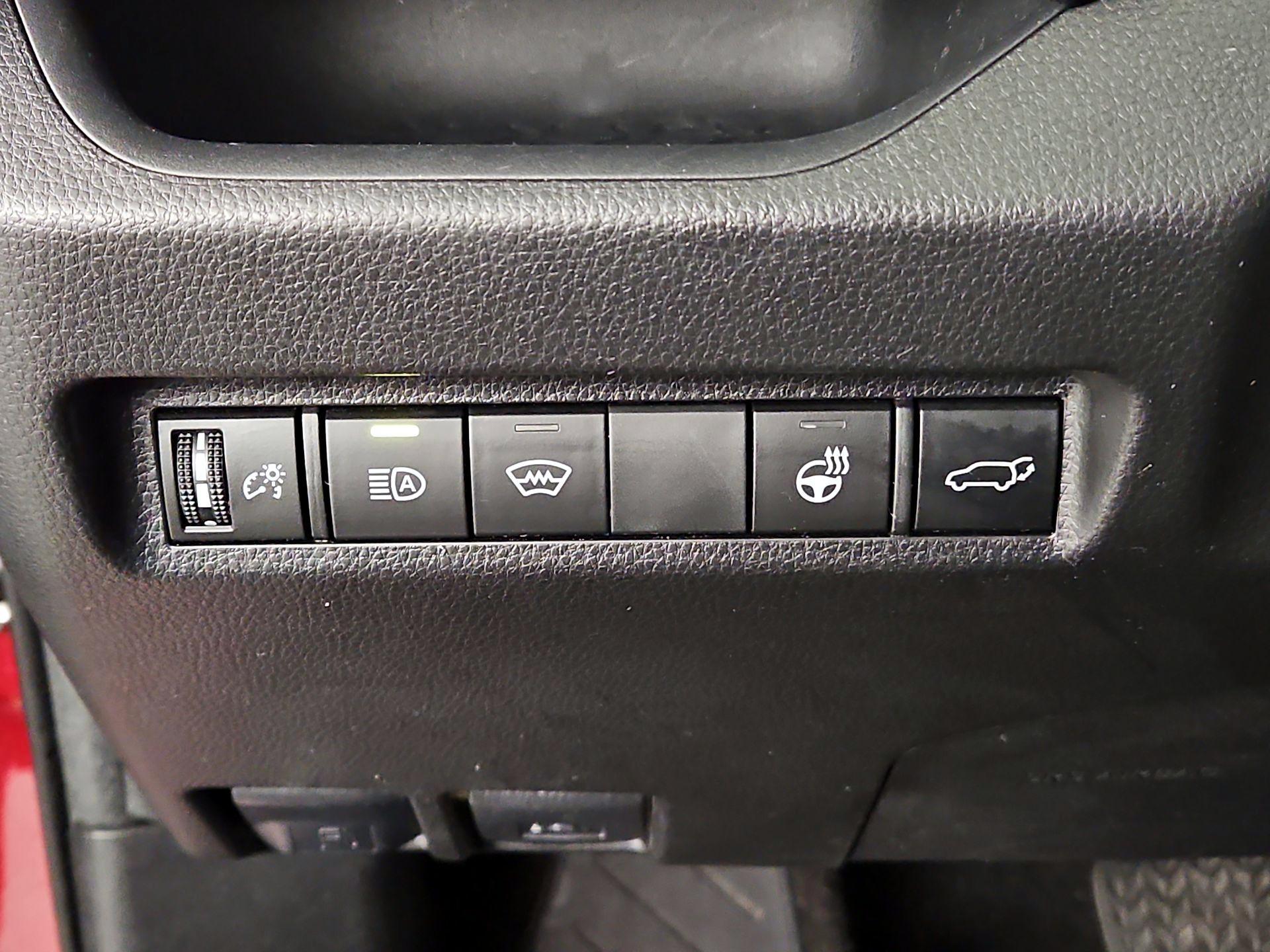 Thumbnail: 2023 Toyota RAV4 - 13