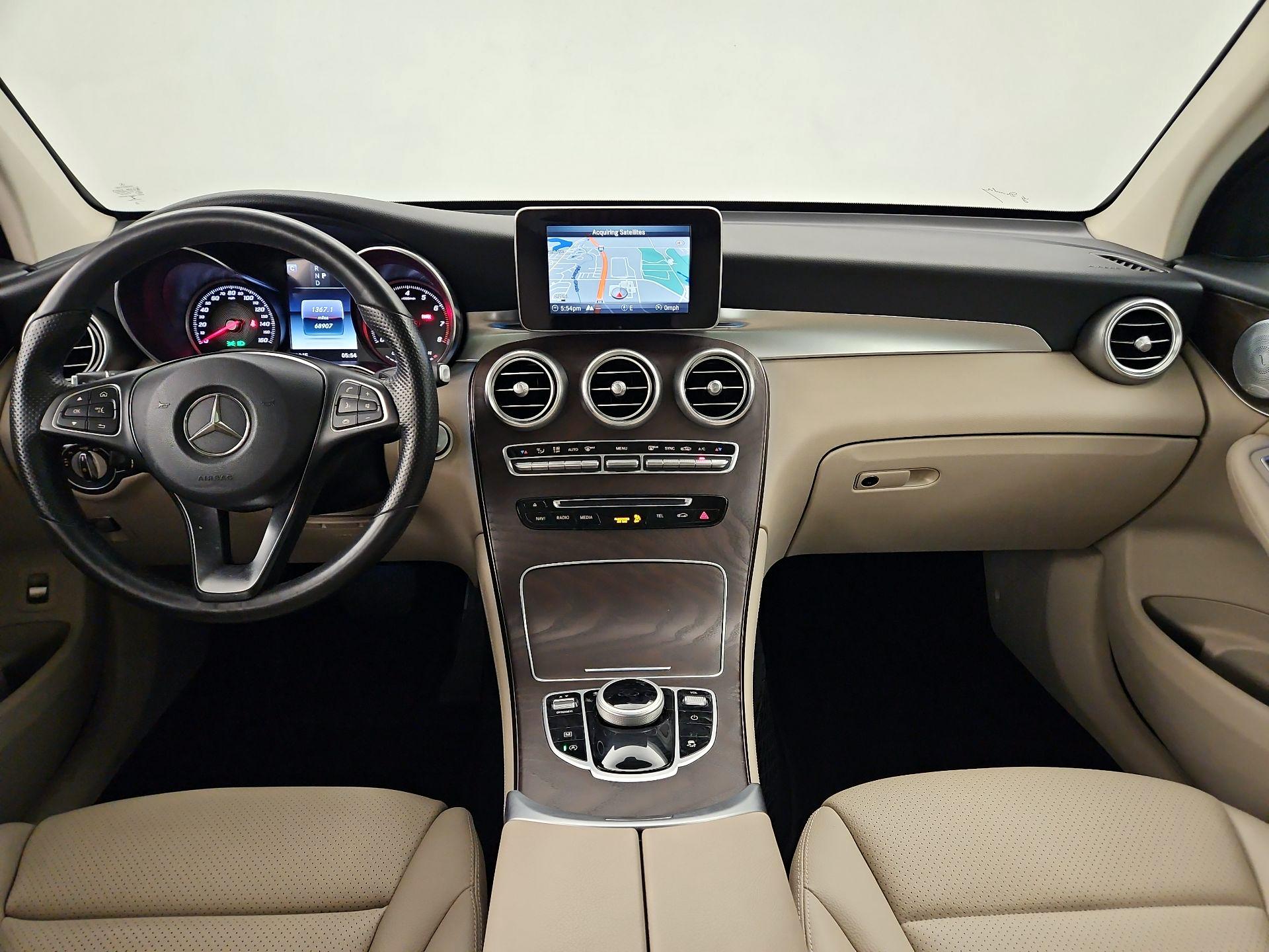 Thumbnail: 2018 Mercedes-Benz GLC - 9